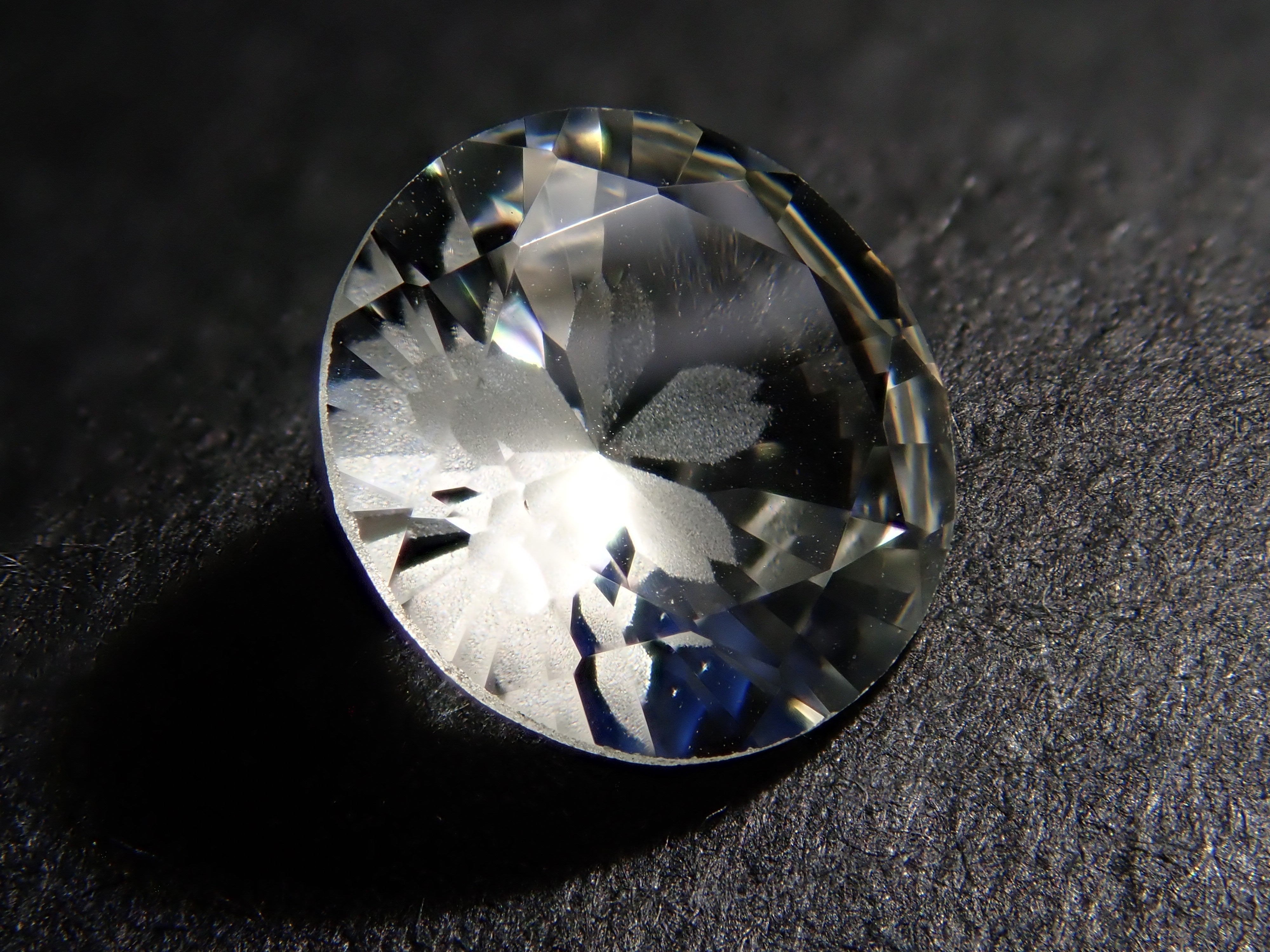 イエローサファイア 0.839ctルース