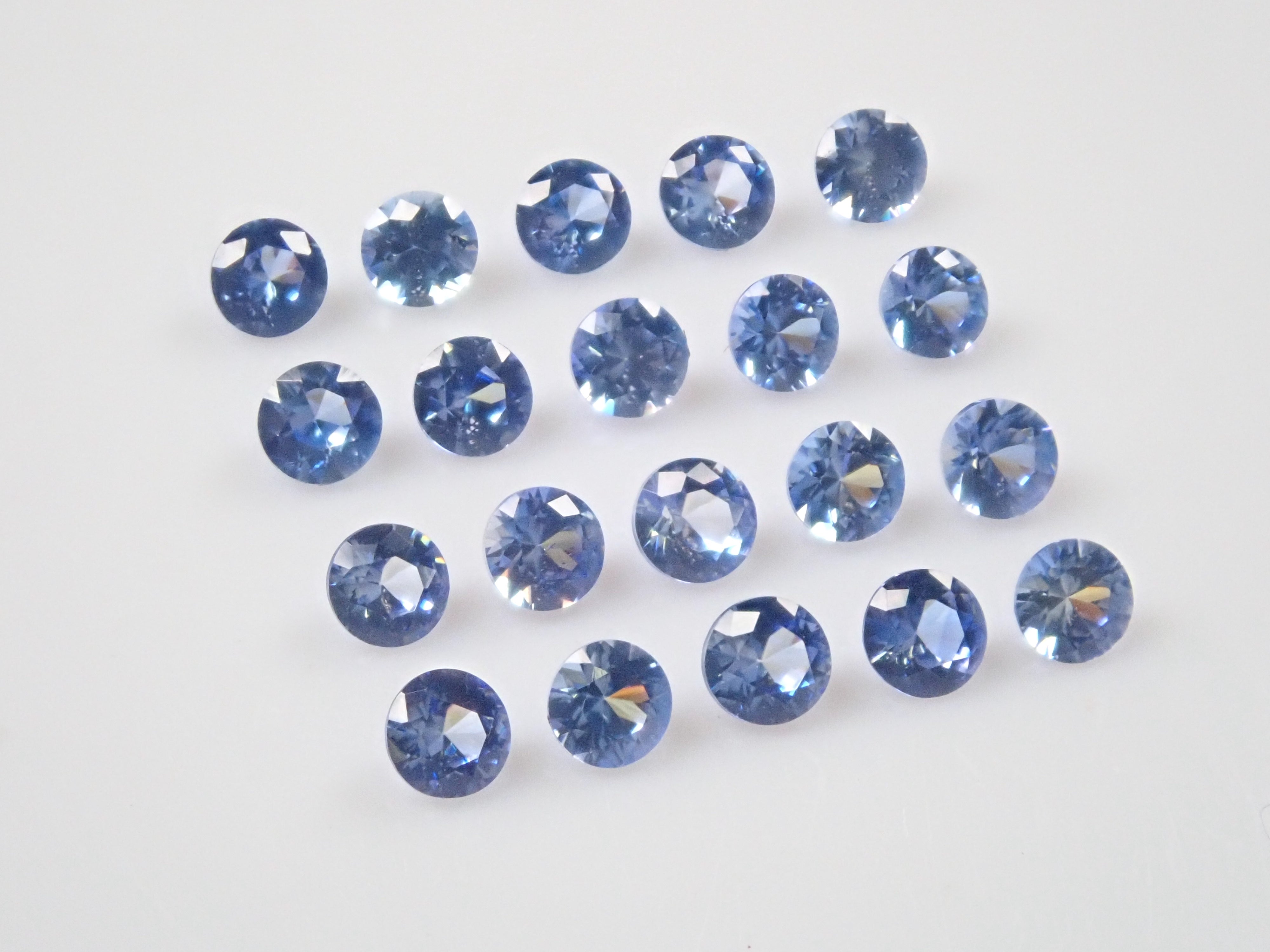 藍錐石 1 石(圓形切割,2.0mm)《可多次購買優惠》