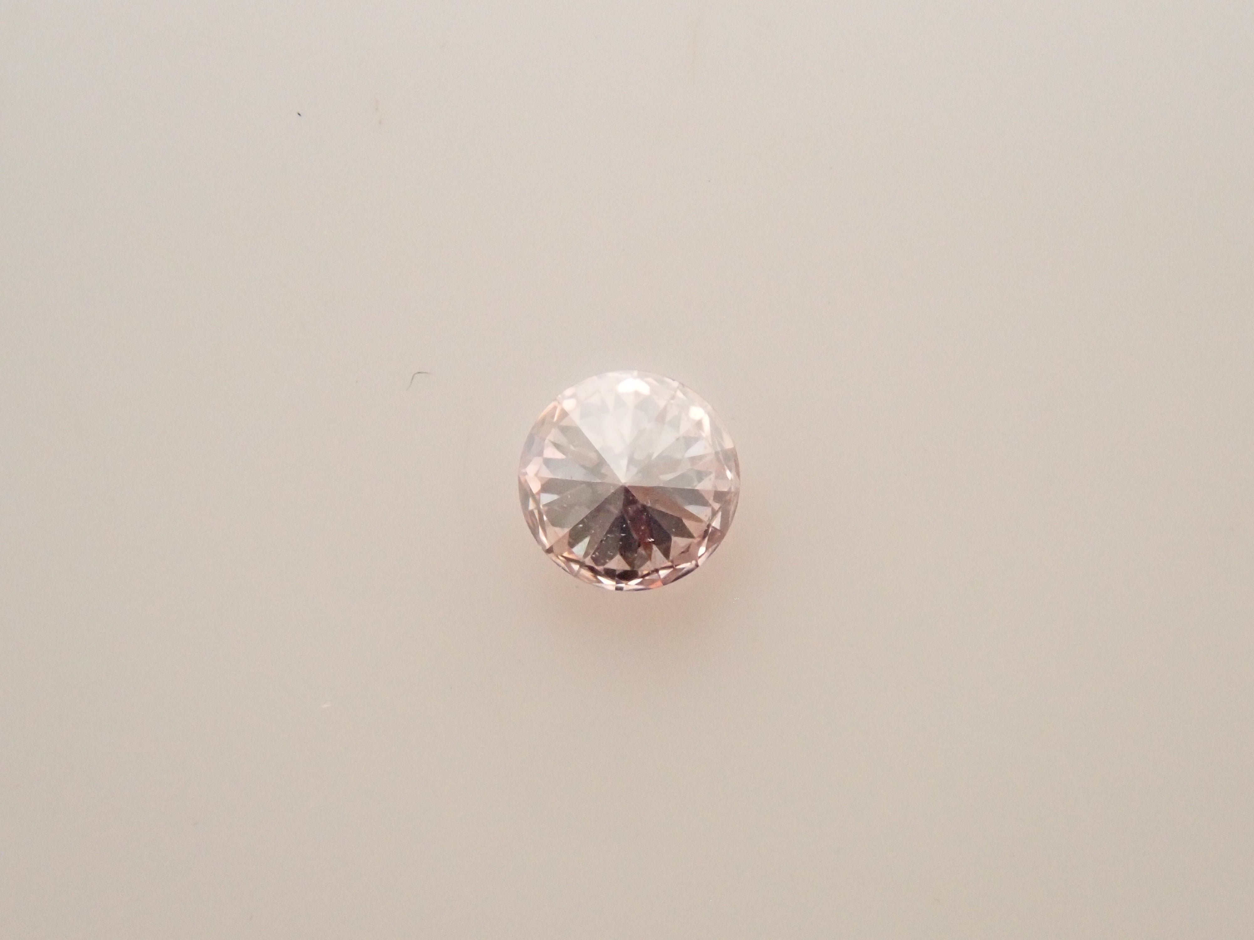 【32501941掲載】ピンクダイヤモンド 0.108ctルース(FANCY LIGHT BROWNISH PINK, SI2)