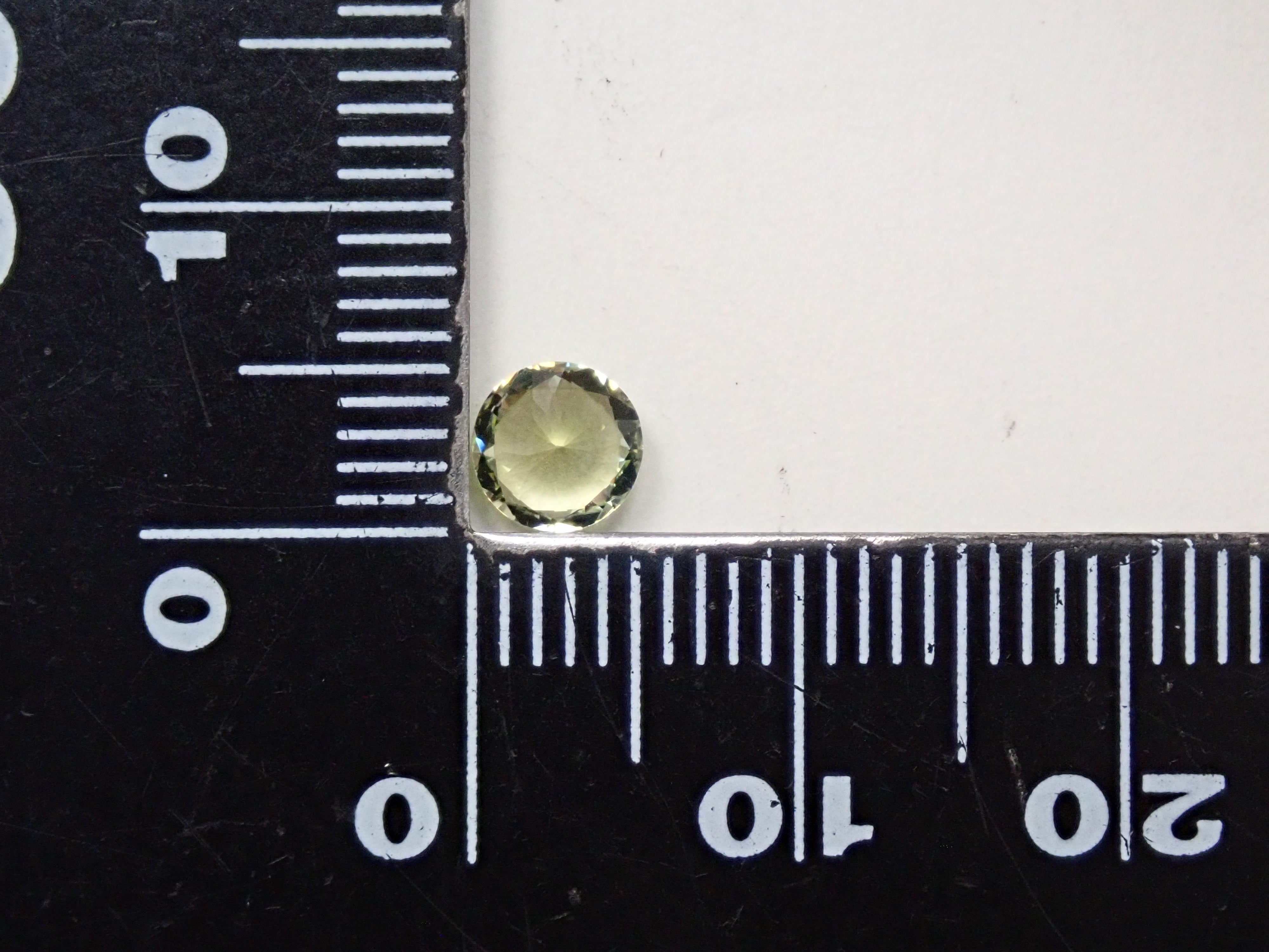 【KEN氏】ブラジル産グリーントルマリン 5.2mm/0.584ctルース(セミオーダーメイドセット)