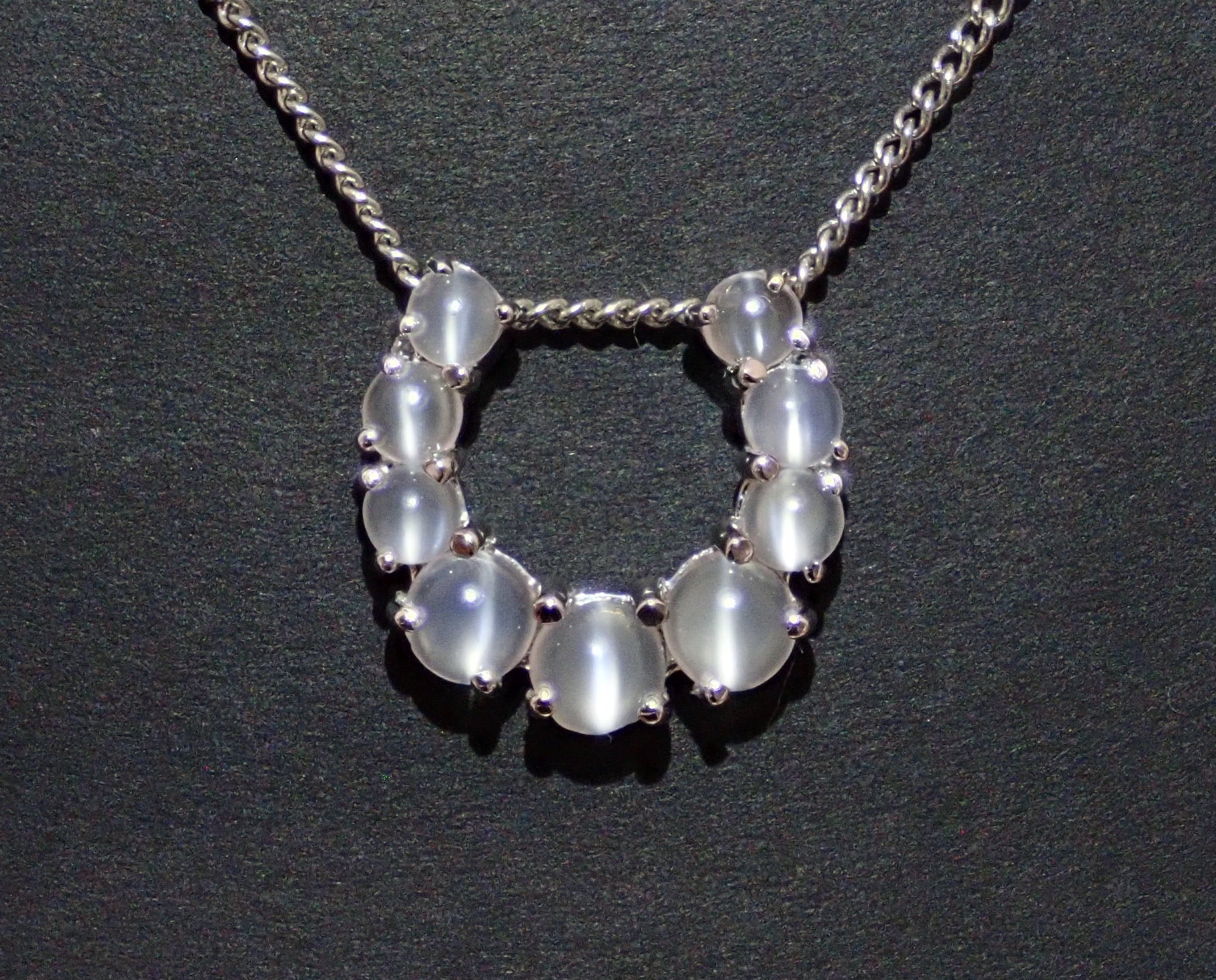 【7/1 22時販売】【カラフリ】Pt950 ムーンストーンキャッツアイ 1.5ct ペンダントトップ(ネックレストップ) 鑑別書