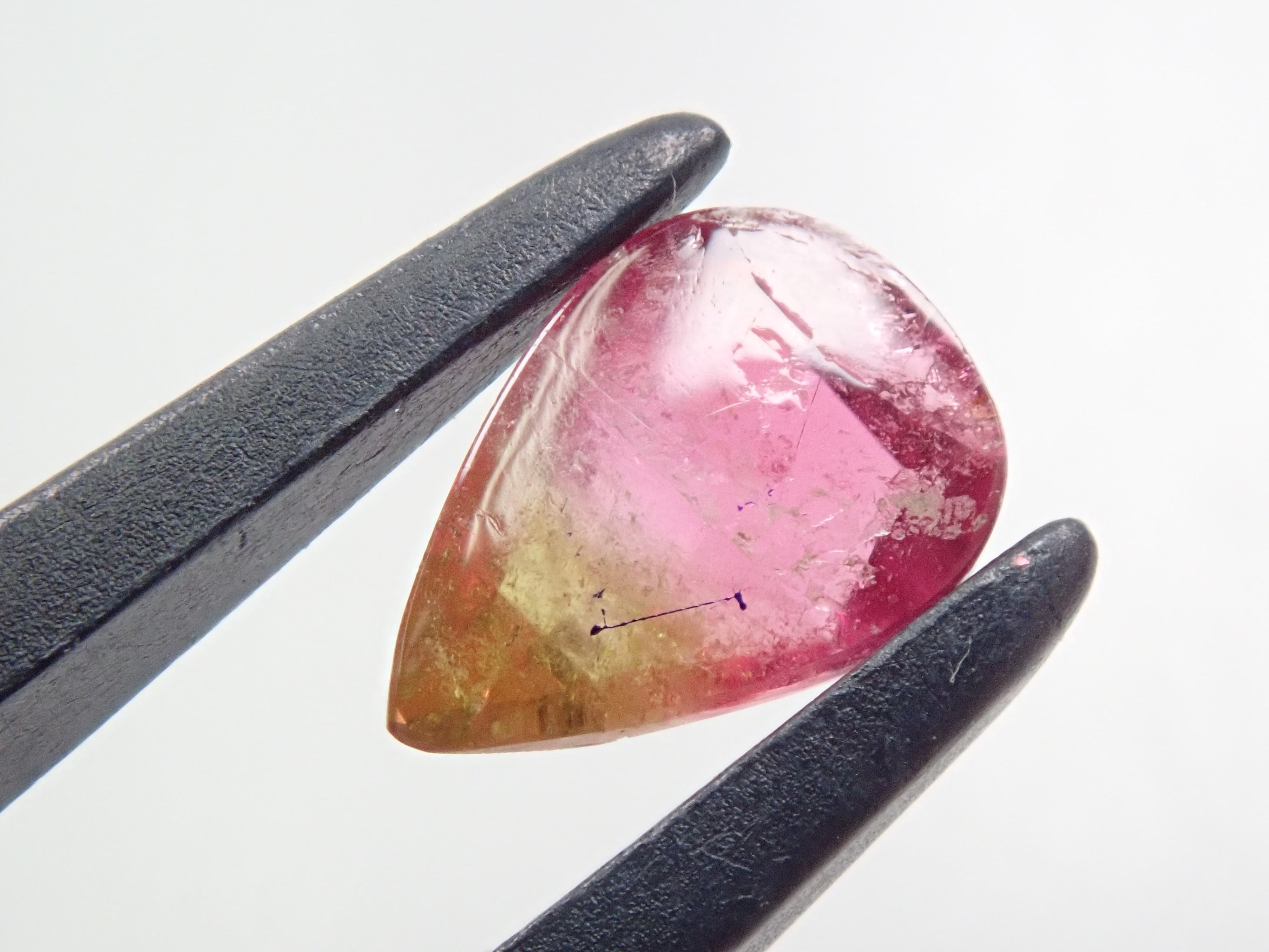 バイカラートルマリン 0.549ctルース(ローズカット)