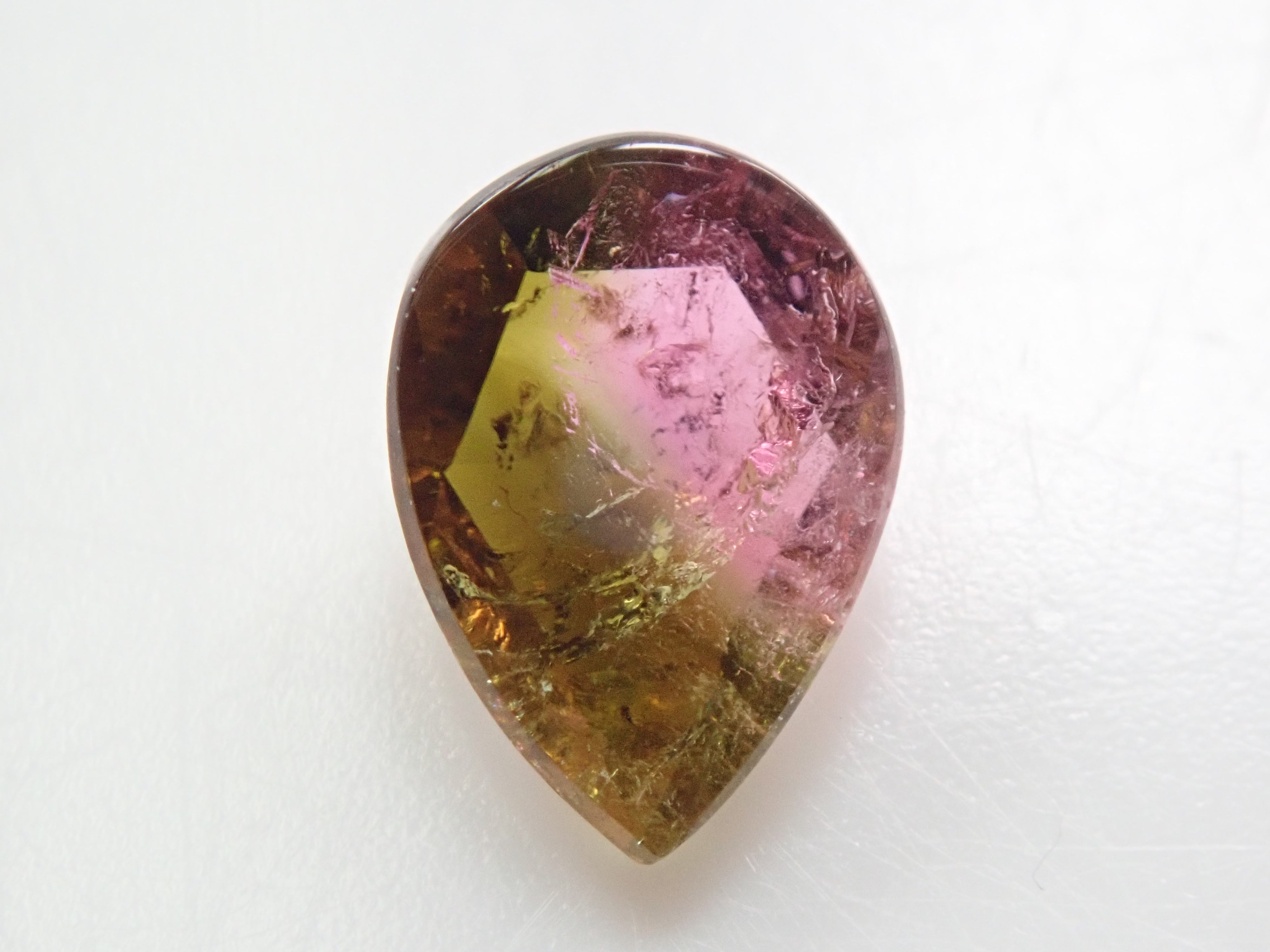 バイカラートルマリン 0.669ctルース(ローズカット)