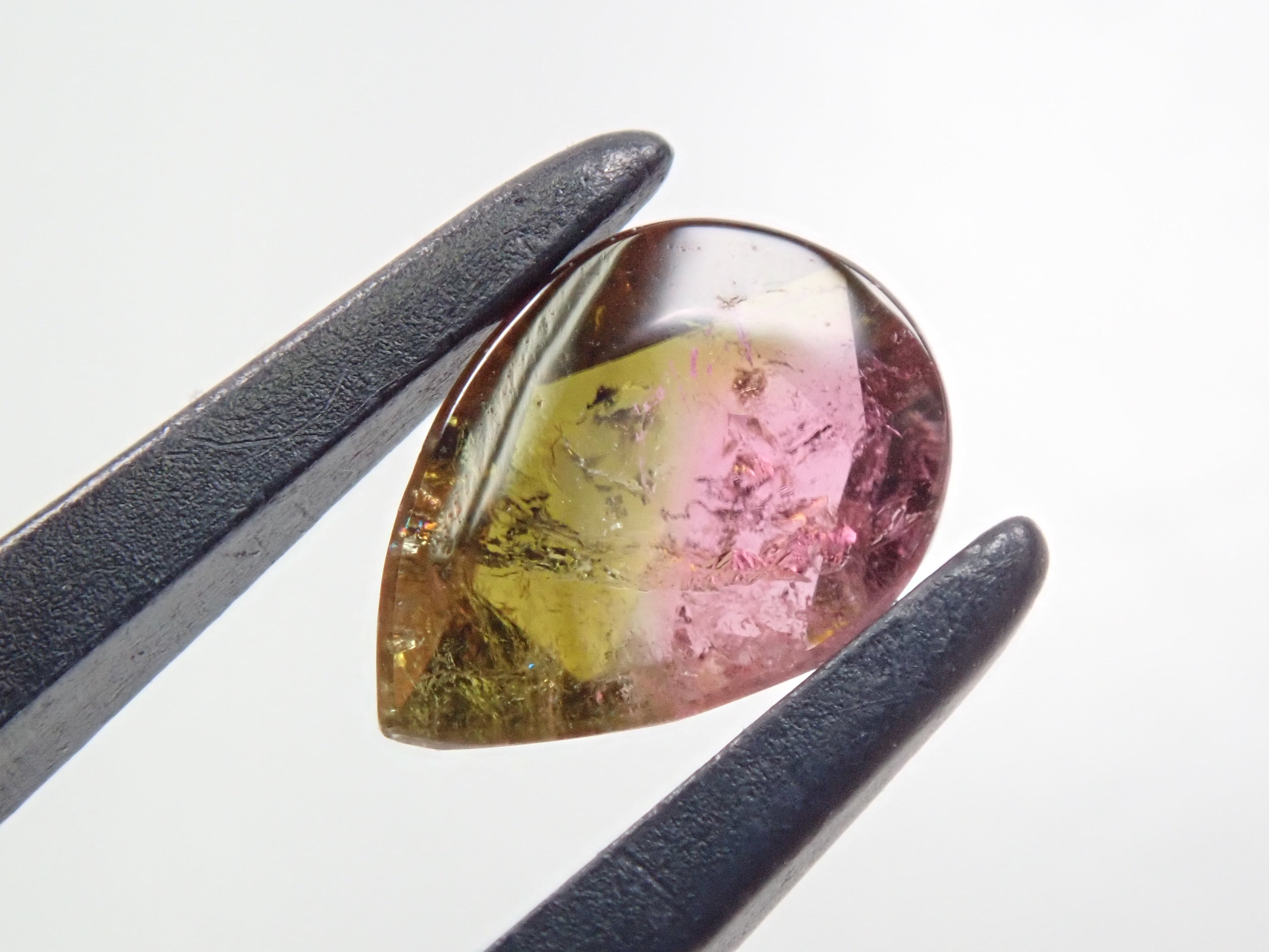 バイカラートルマリン 0.669ctルース(ローズカット)