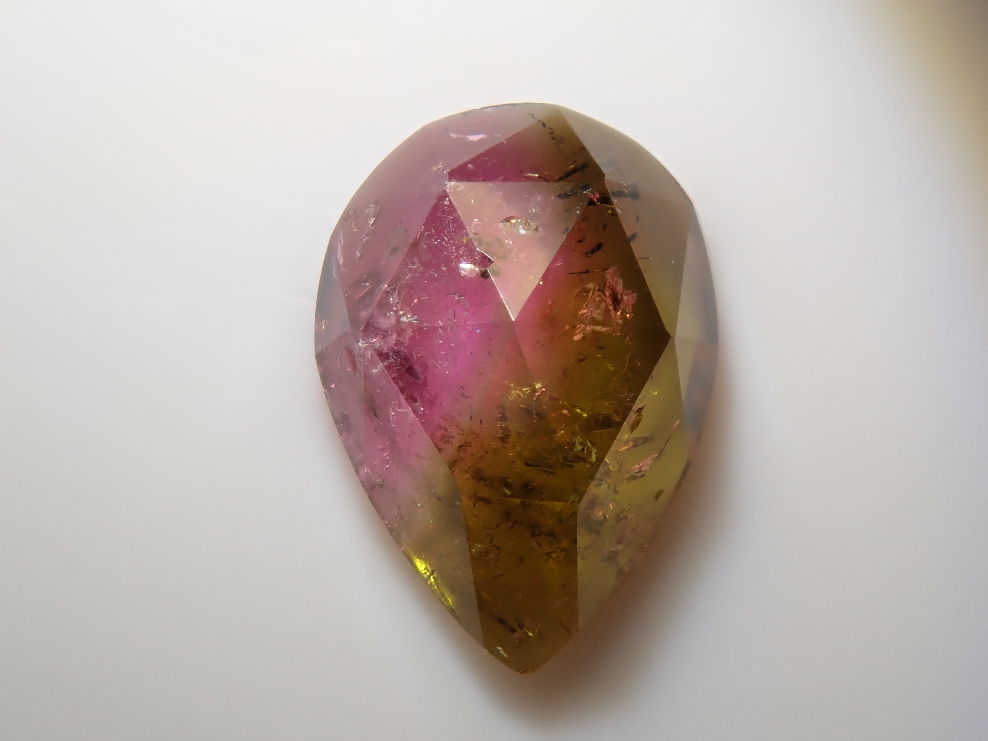 バイカラートルマリン 0.669ctルース(ローズカット)