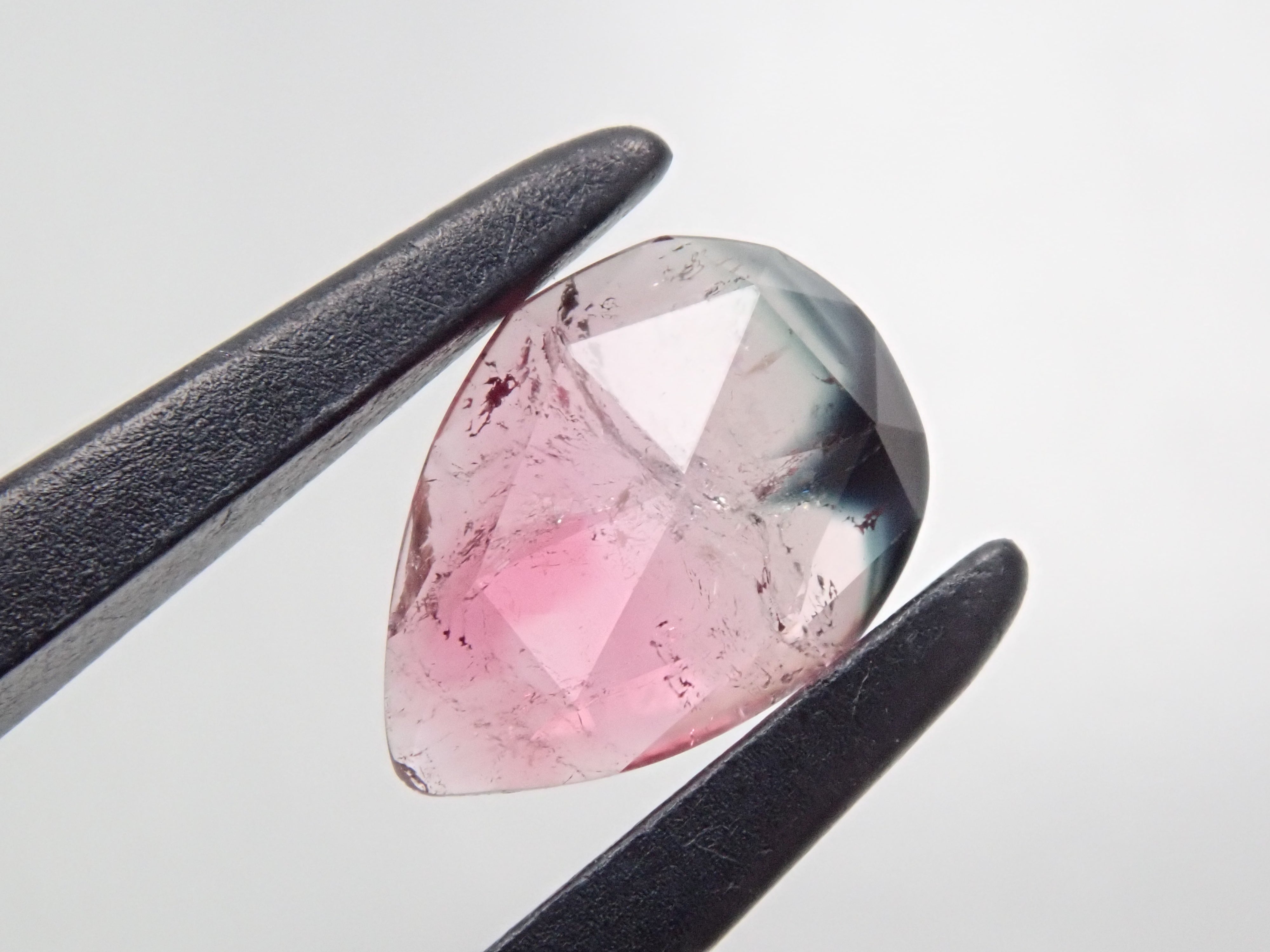 バイカラートルマリン 0.505ctルース(ローズカット)