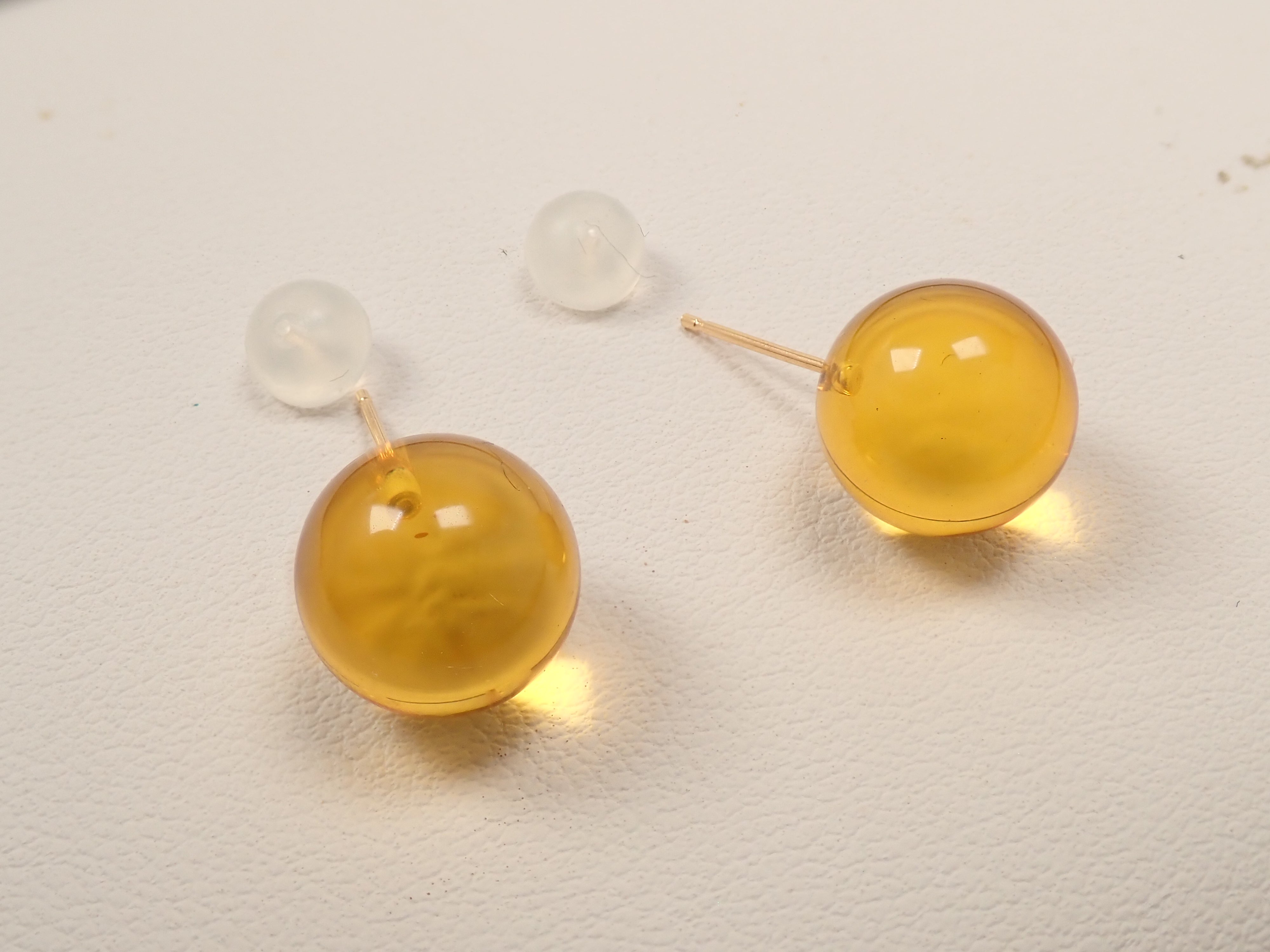K18 琥珀(こはく)/コパル ピアス