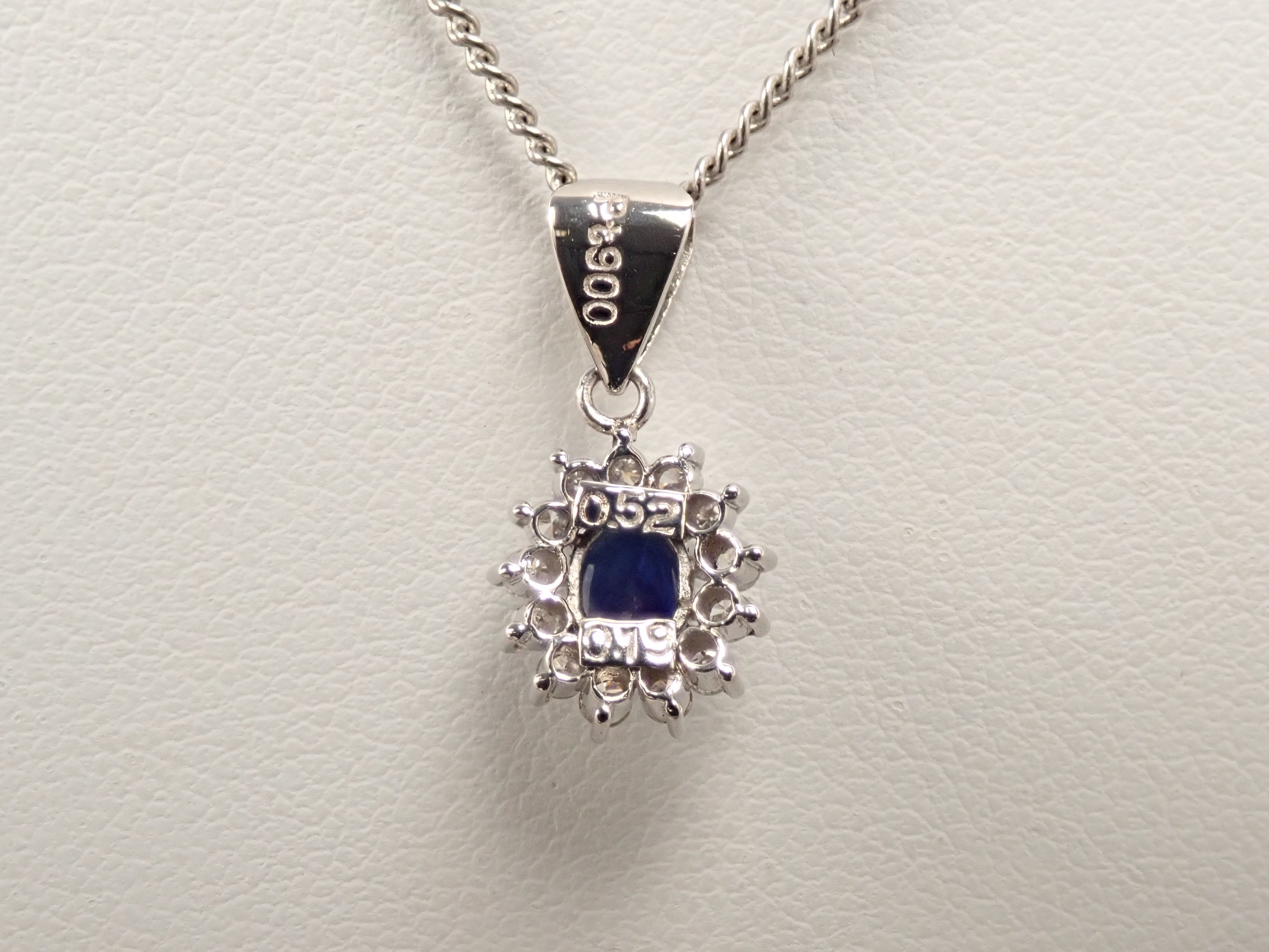 【7/8 22時販売】【カラフリ】Pt900 ブルーサファイア 0.52ct・ダイヤモンド0.19ctペンダントトップ(ネックレストップ)鑑別書