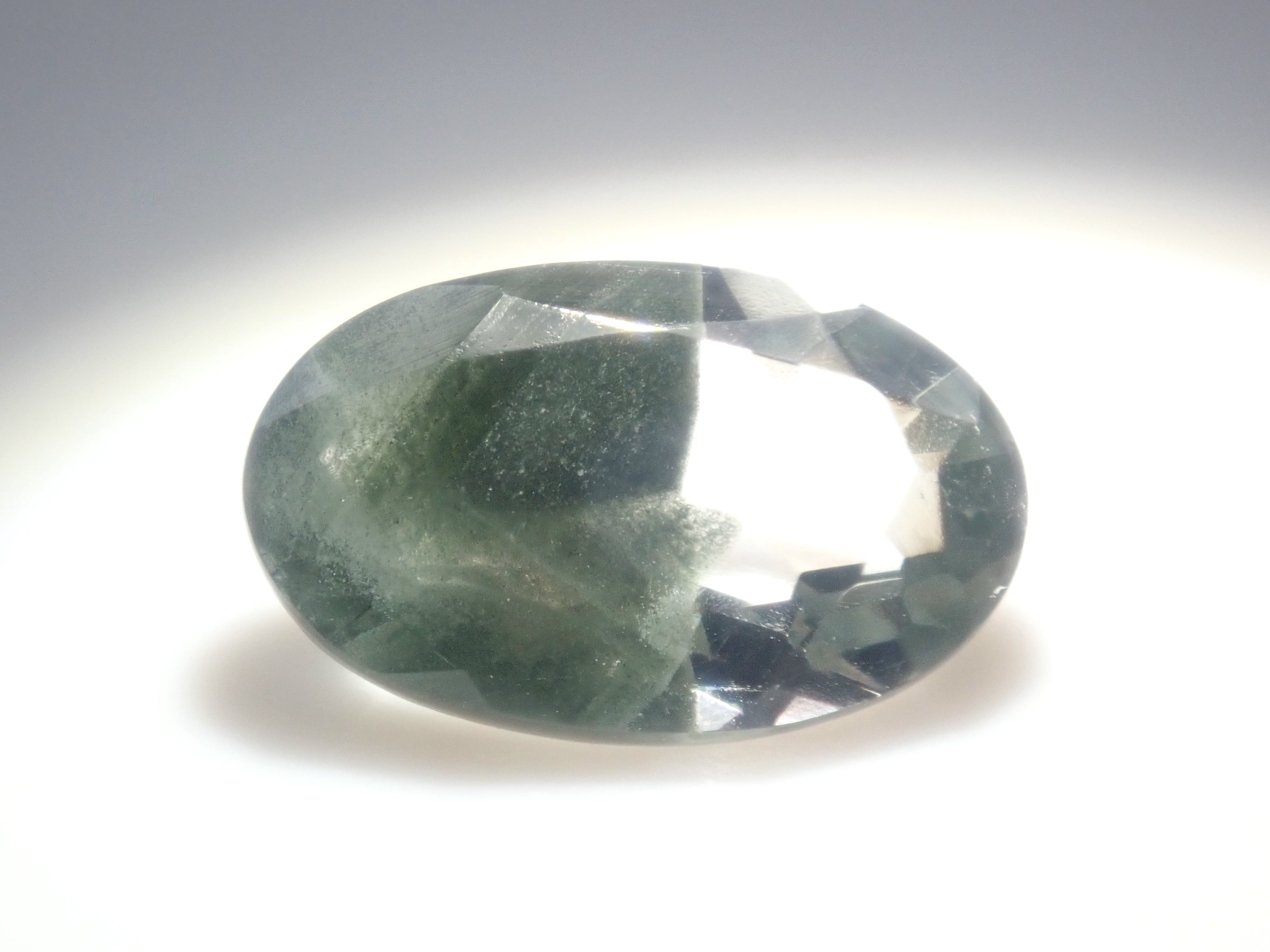 【7/6 22時販売】《限定29石》インド産グリーンファントムクォーツ(平均1.1ct)《複数購入割引有》
