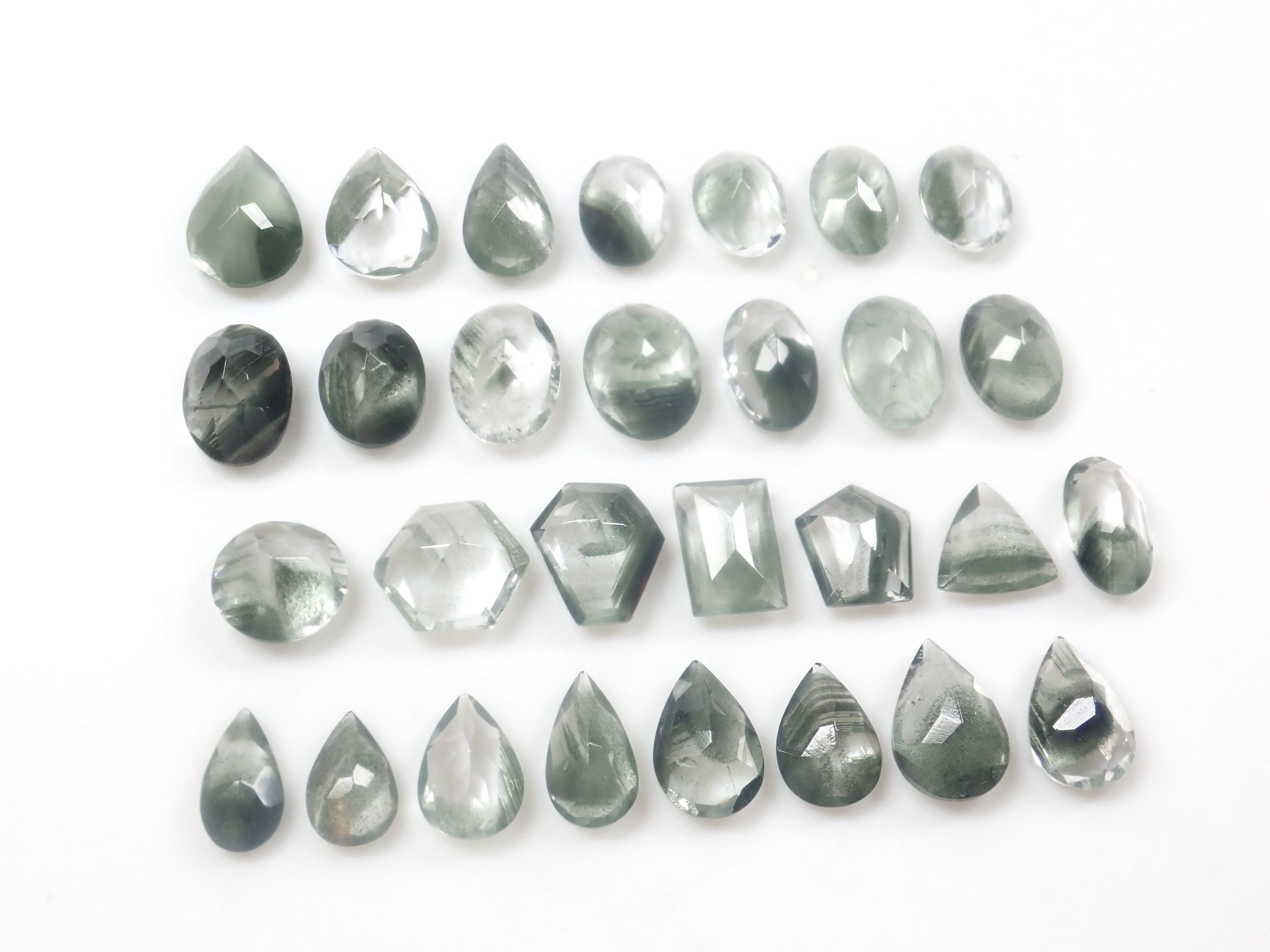 【7/6 22時販売】《限定29石》インド産グリーンファントムクォーツ(平均1.1ct)《複数購入割引有》