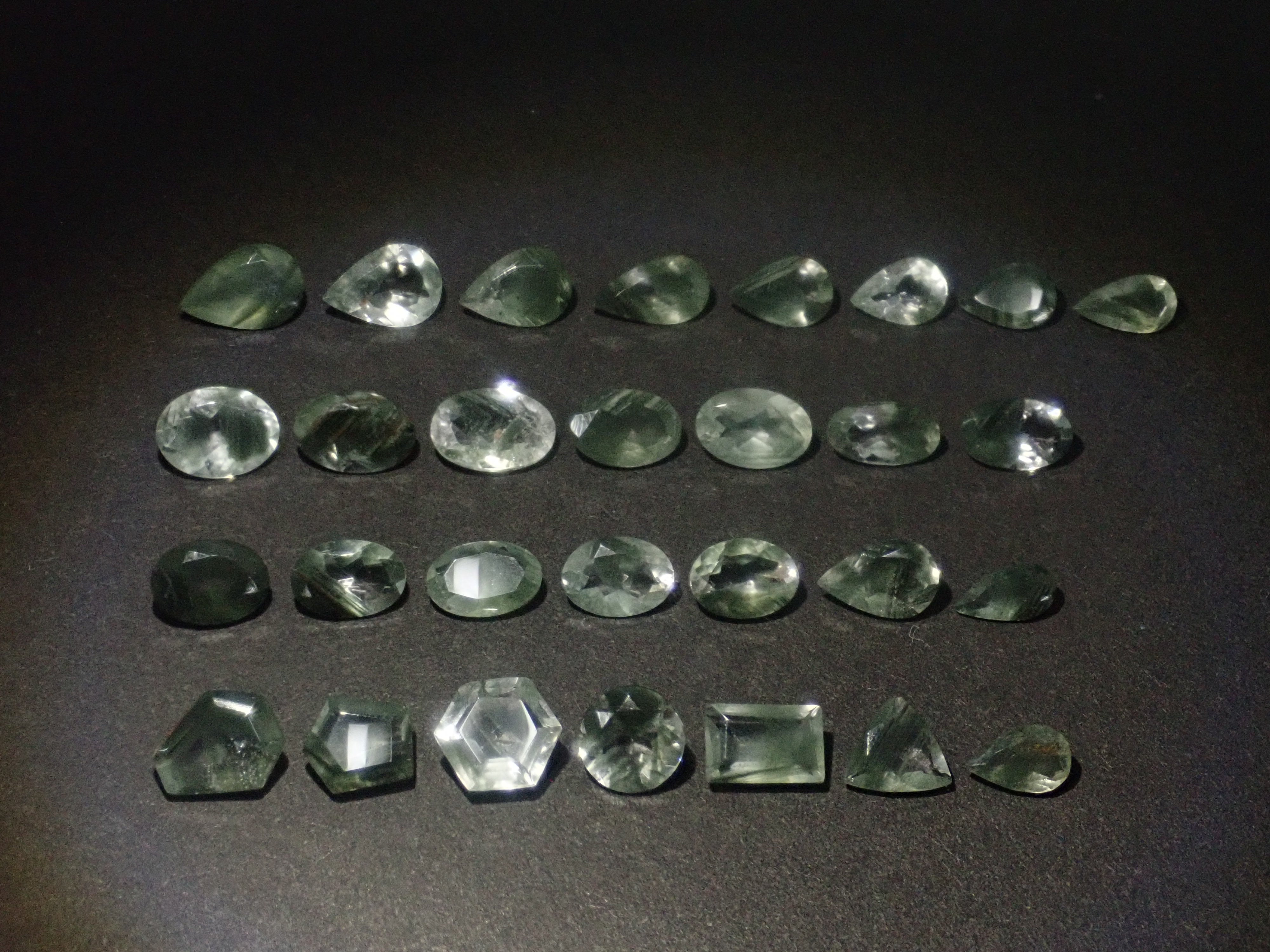 【7/6 22時販売】《限定29石》インド産グリーンファントムクォーツ(平均1.1ct)《複数購入割引有》