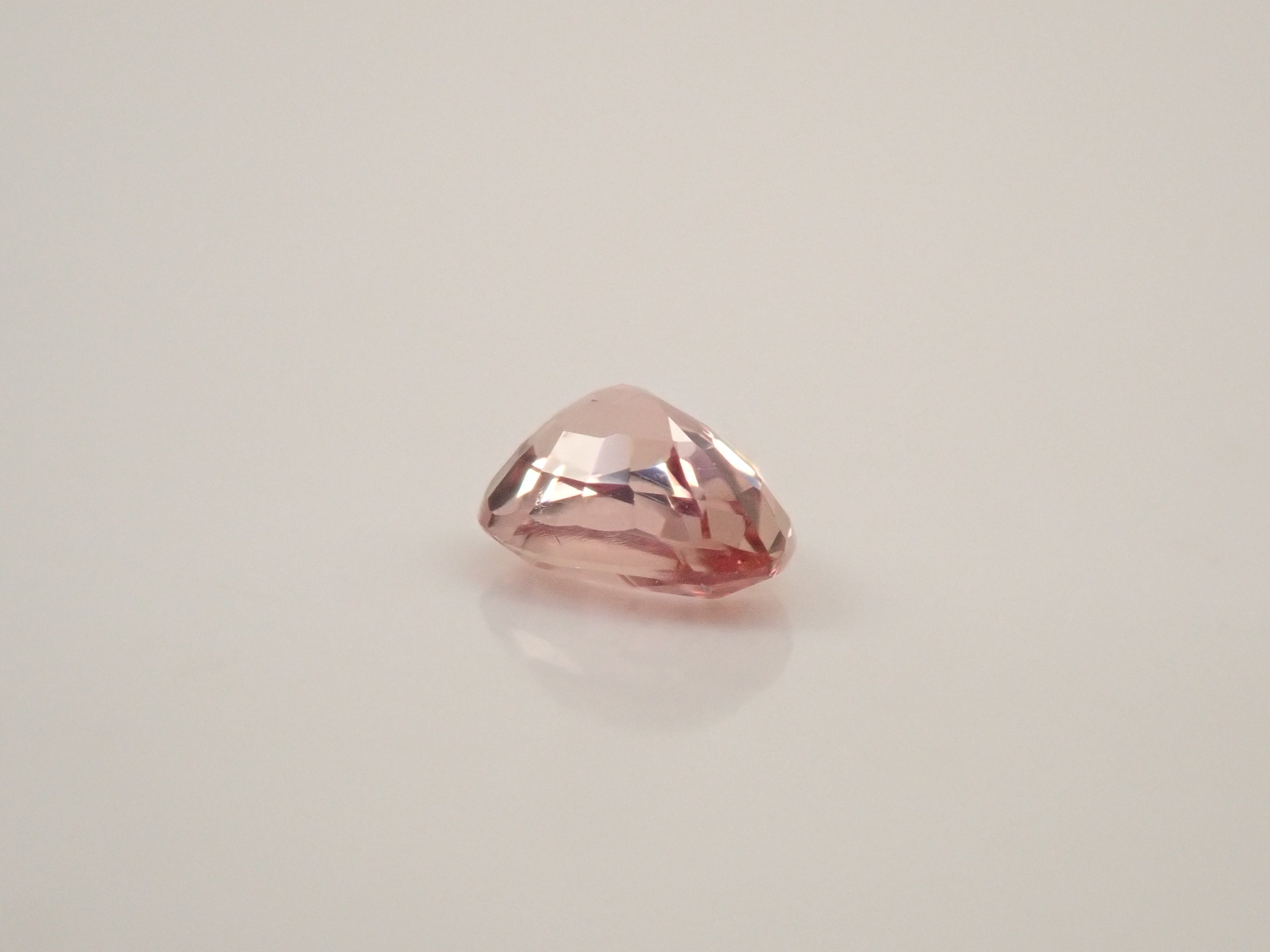 マダガスカル産パパラチアサファイア 0.186ctルース 中宝鑑