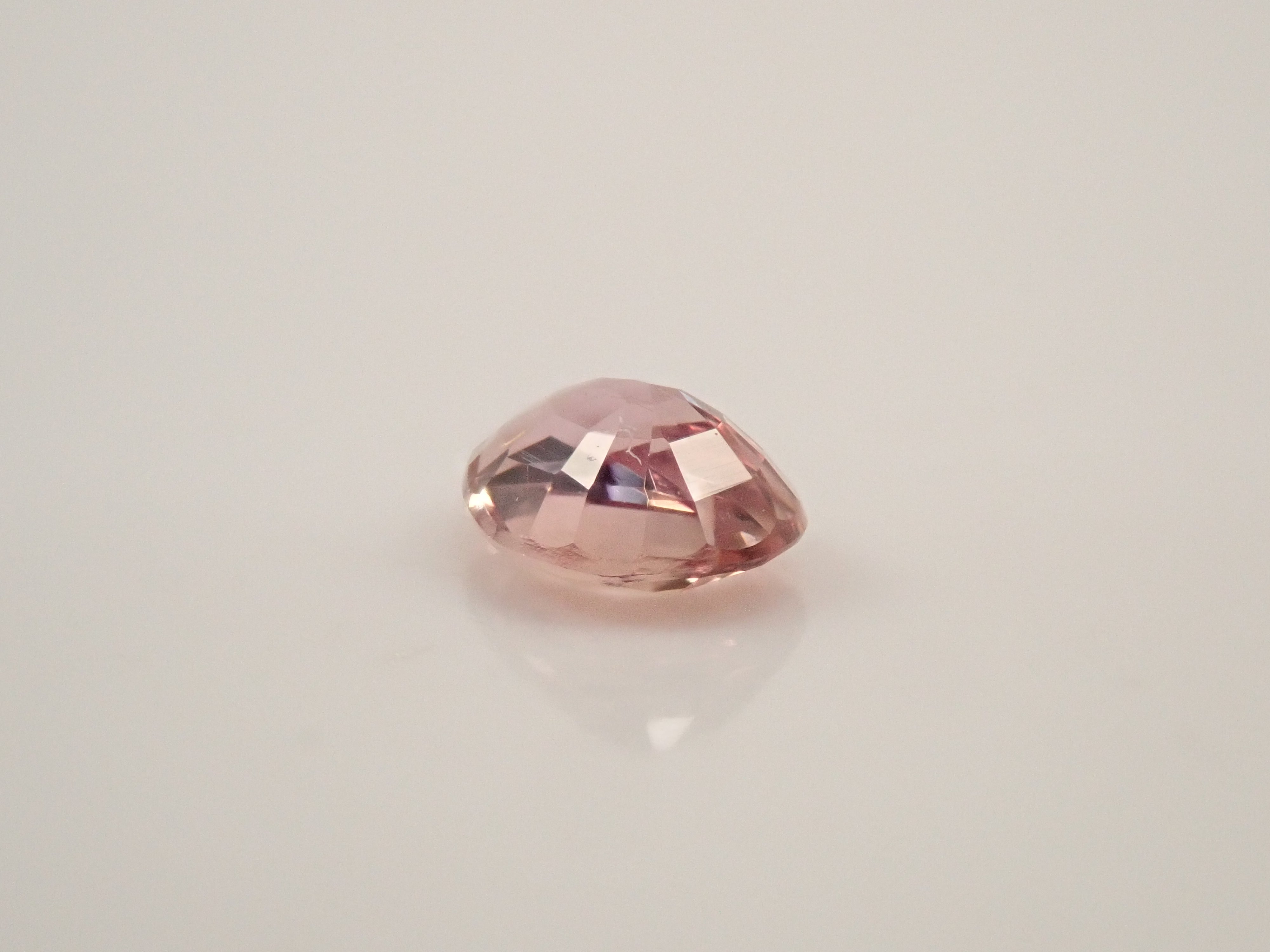 マダガスカル産パパラチアサファイア 0.186ctルース 中宝鑑