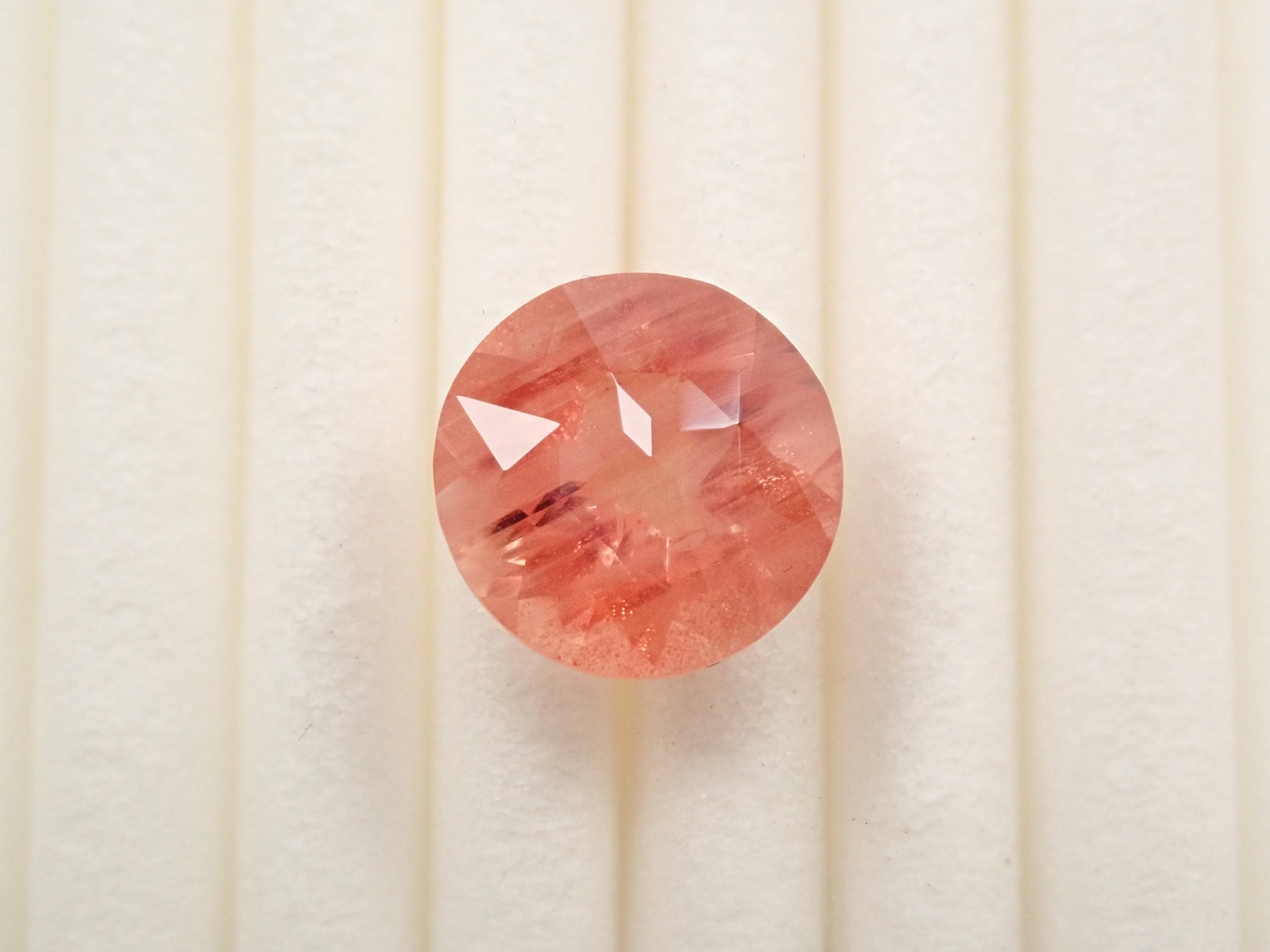 【カメリアカット】オレゴンサンストーン 2.102ct《コラボ》ルース ワッペン