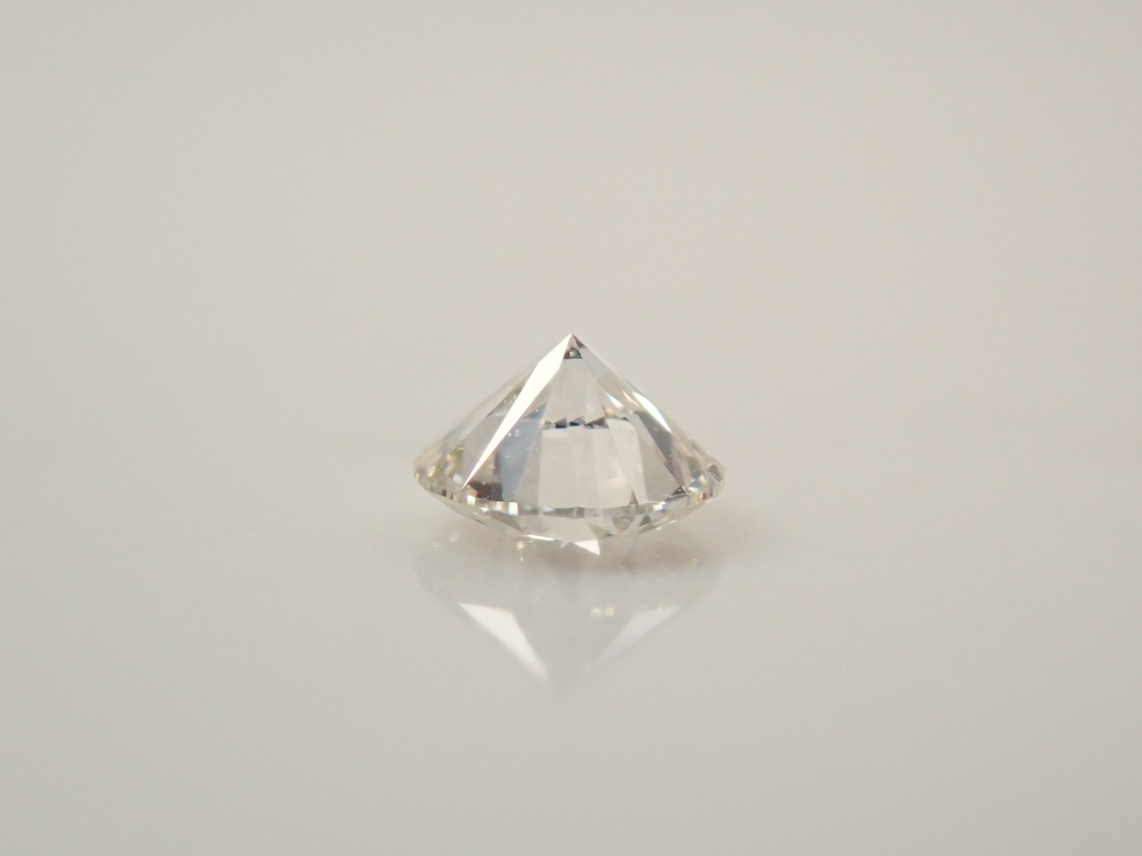 ダイヤモンド 3.3mm/0.134ctルース(I, VVS-2, Excellent H&C)