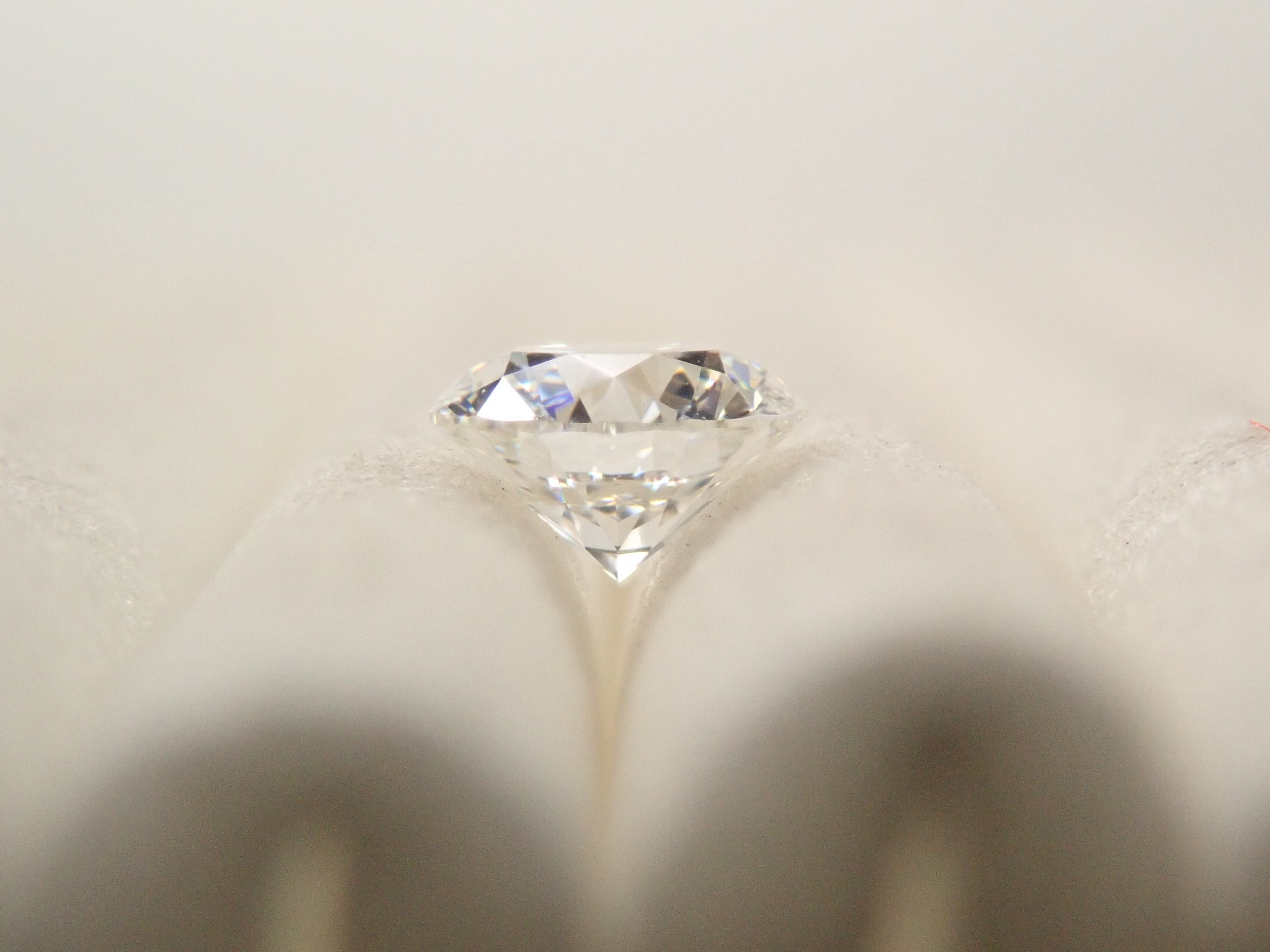 ダイヤモンド(H&C) 3.8mm/0.208ctルース(G, IF, 3Excellent H&C)