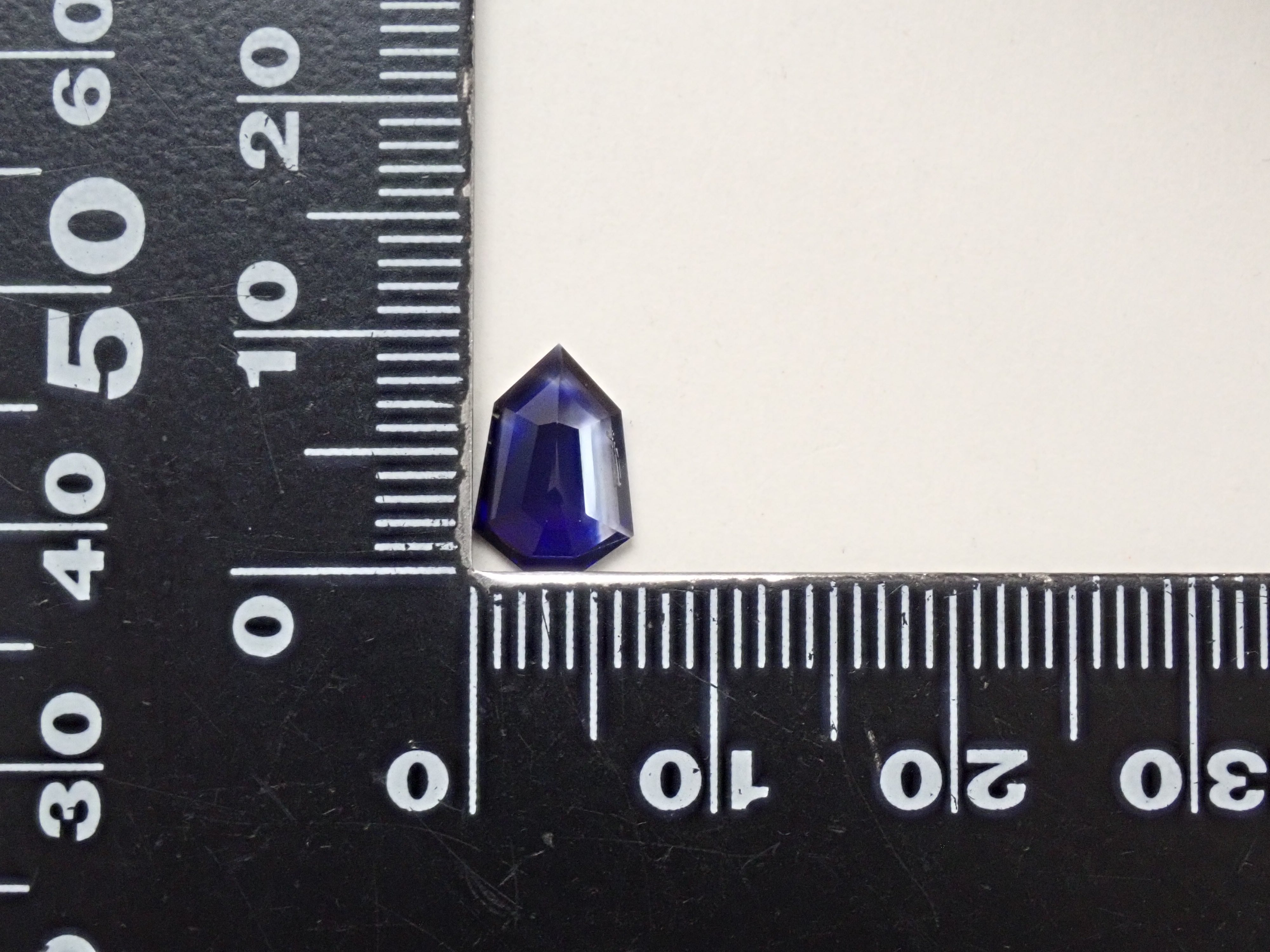 マダガスカル産非加熱ブルーサファイア 1.310ctルース GIA