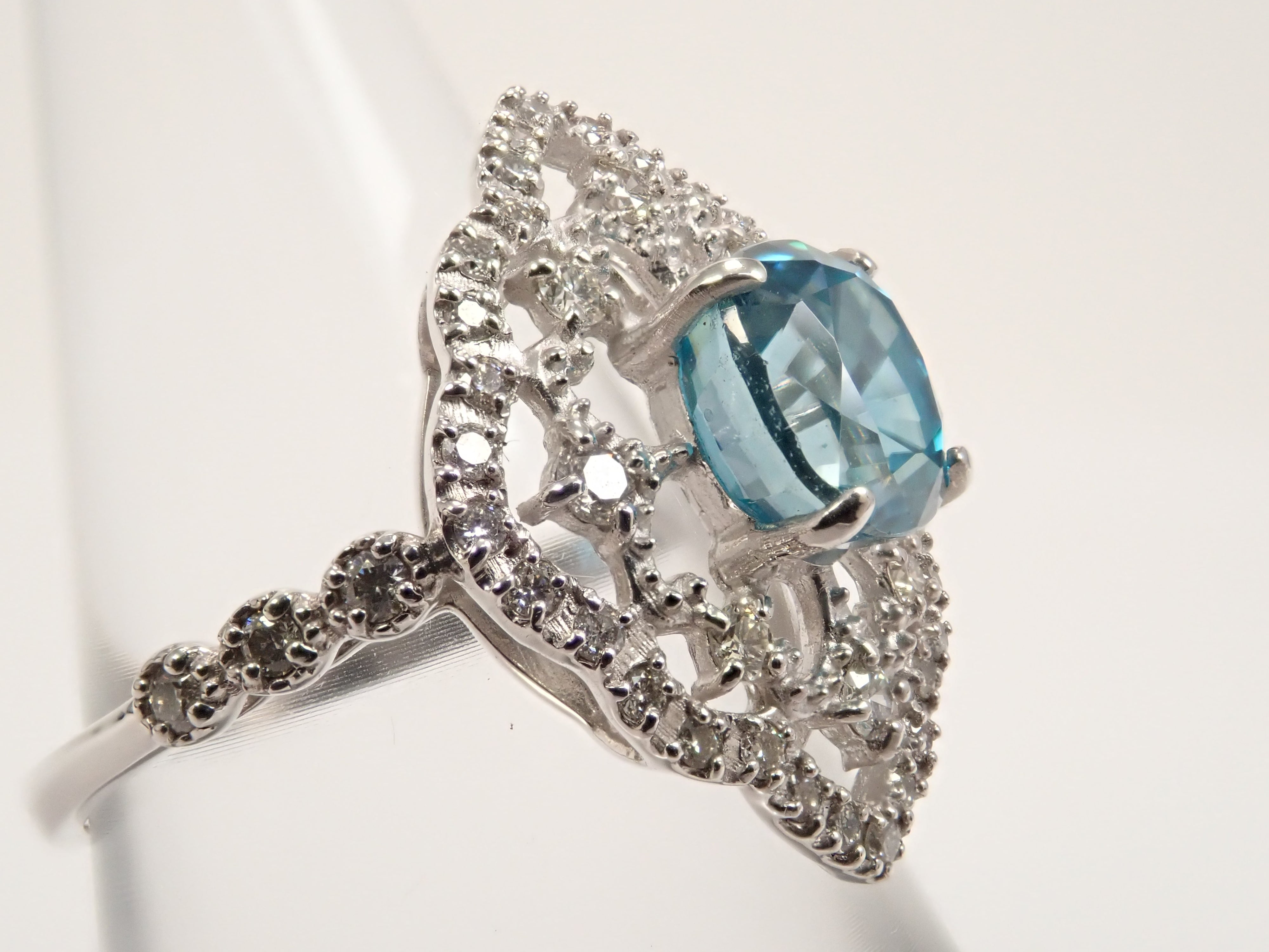 【22602664刊登】Pt900 藍色鋯石(Ratanakiri Blue)2.22ct 戒指