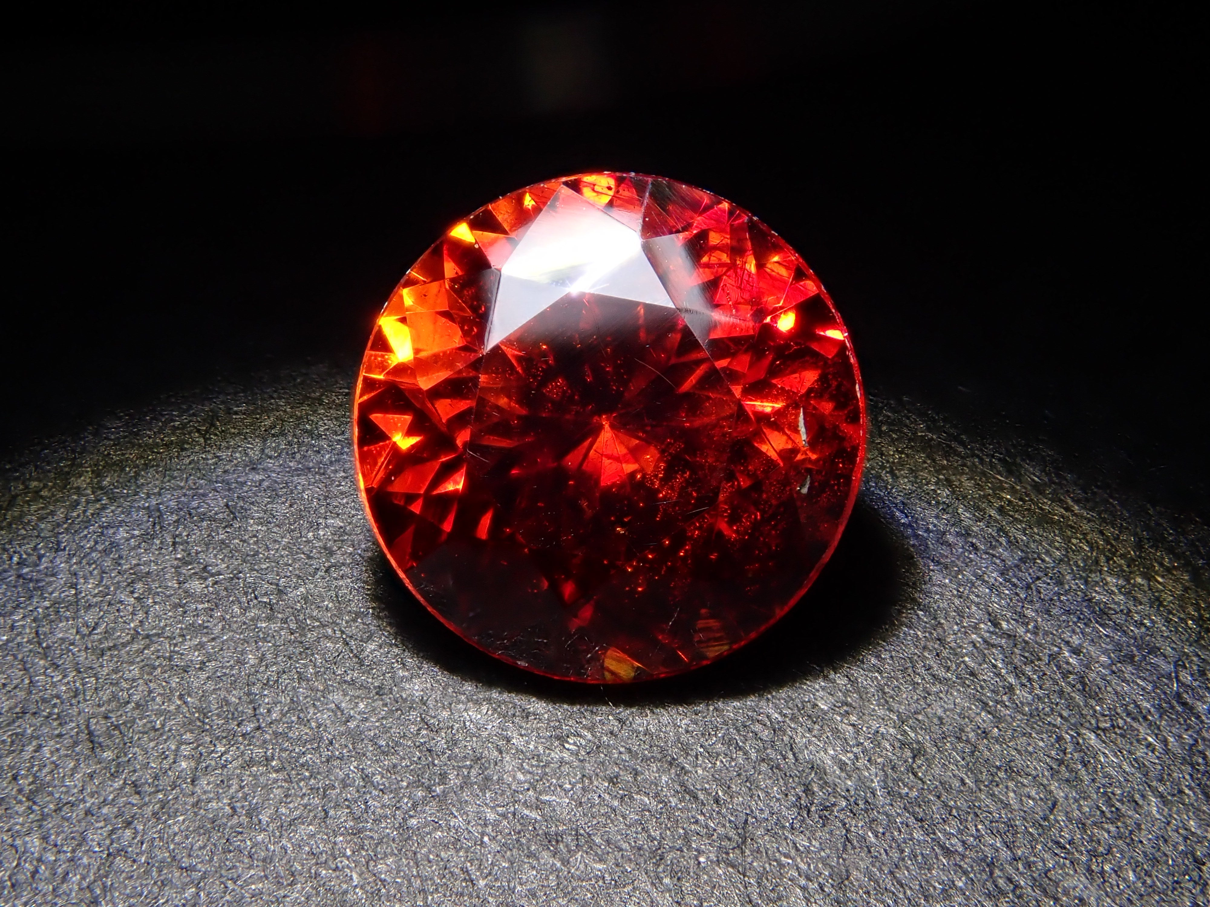【12562364掲載】スペイン産スファレライト 1.197ctルース