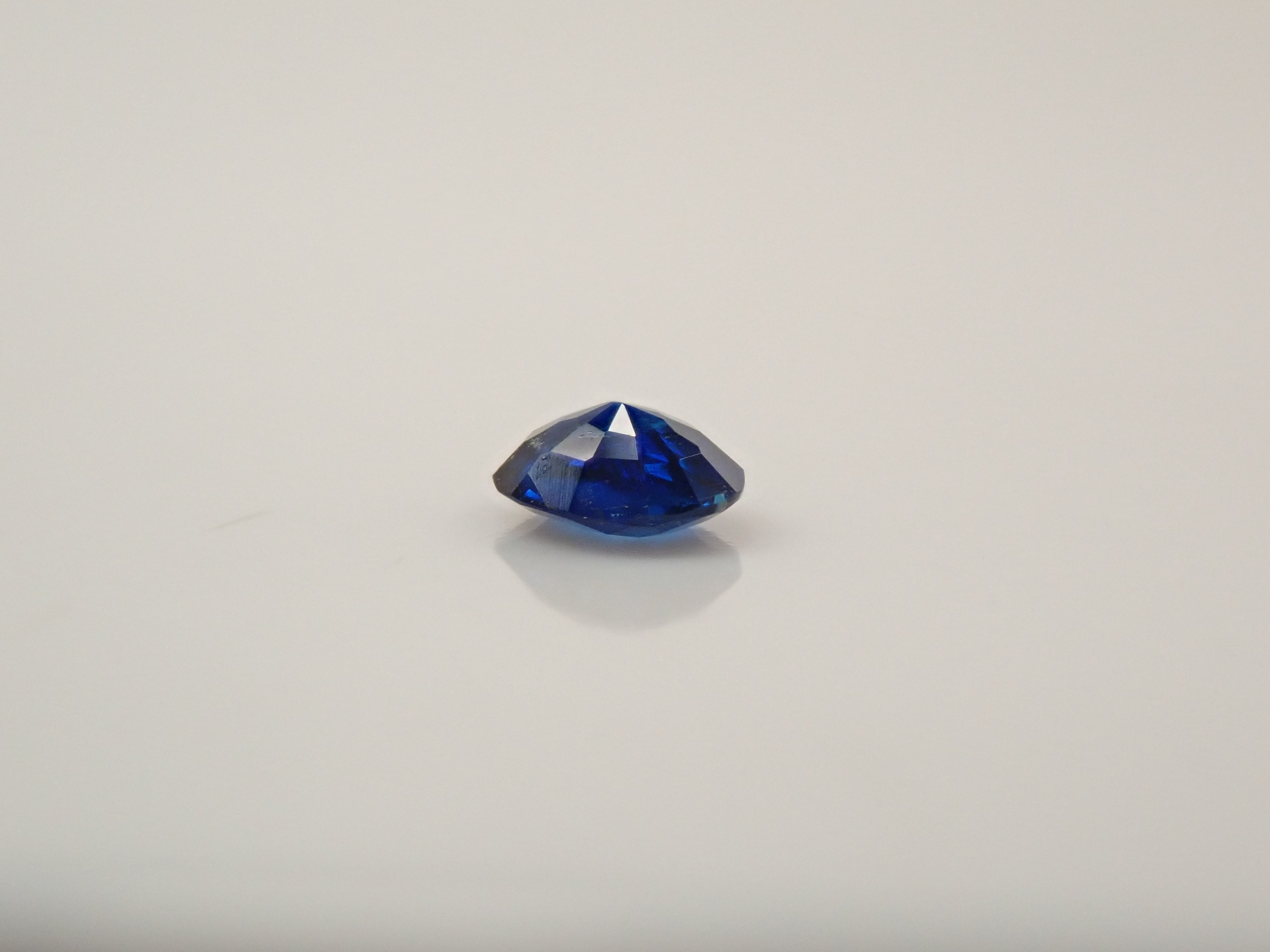ジンバブエ産ユークレース 0.063ctルース