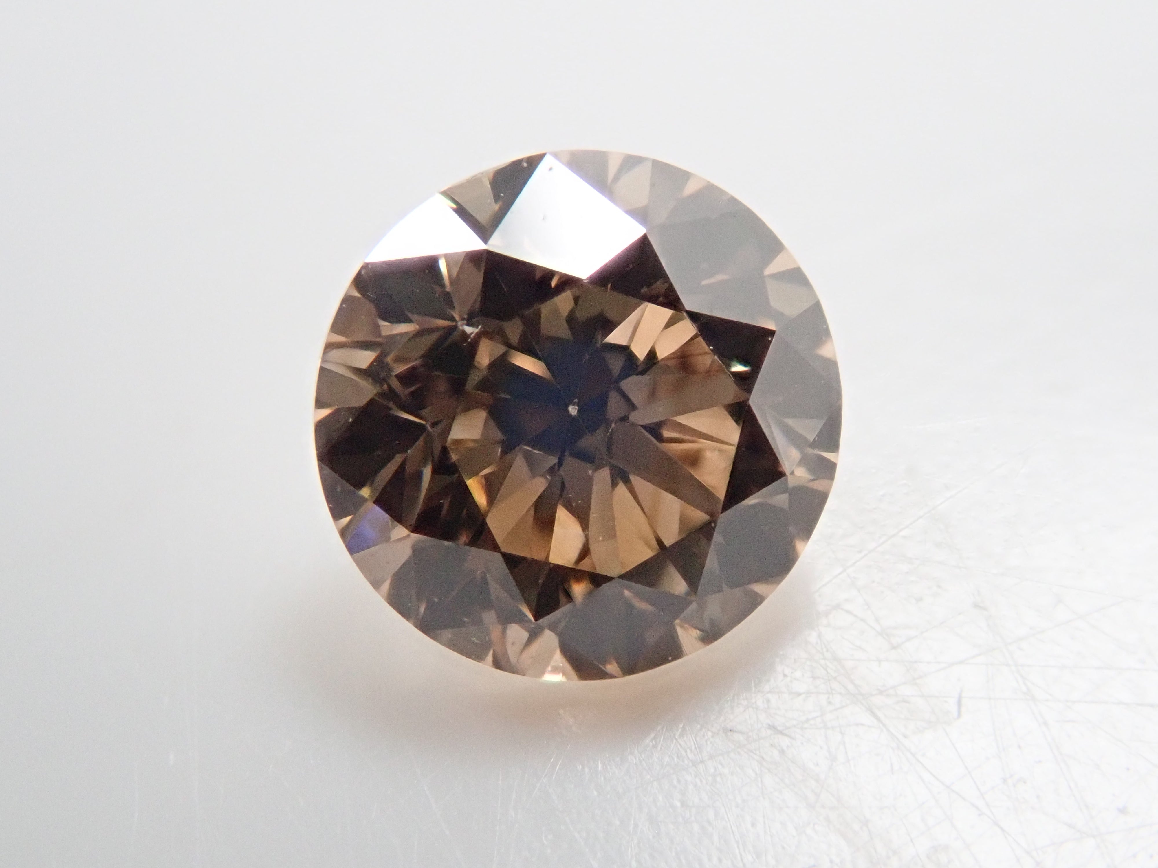 【7/18 22時販売】ブラウンダイヤモンド 5.0mm/0.556ctルース(FANCY LIGHT BROWN, VS-1)