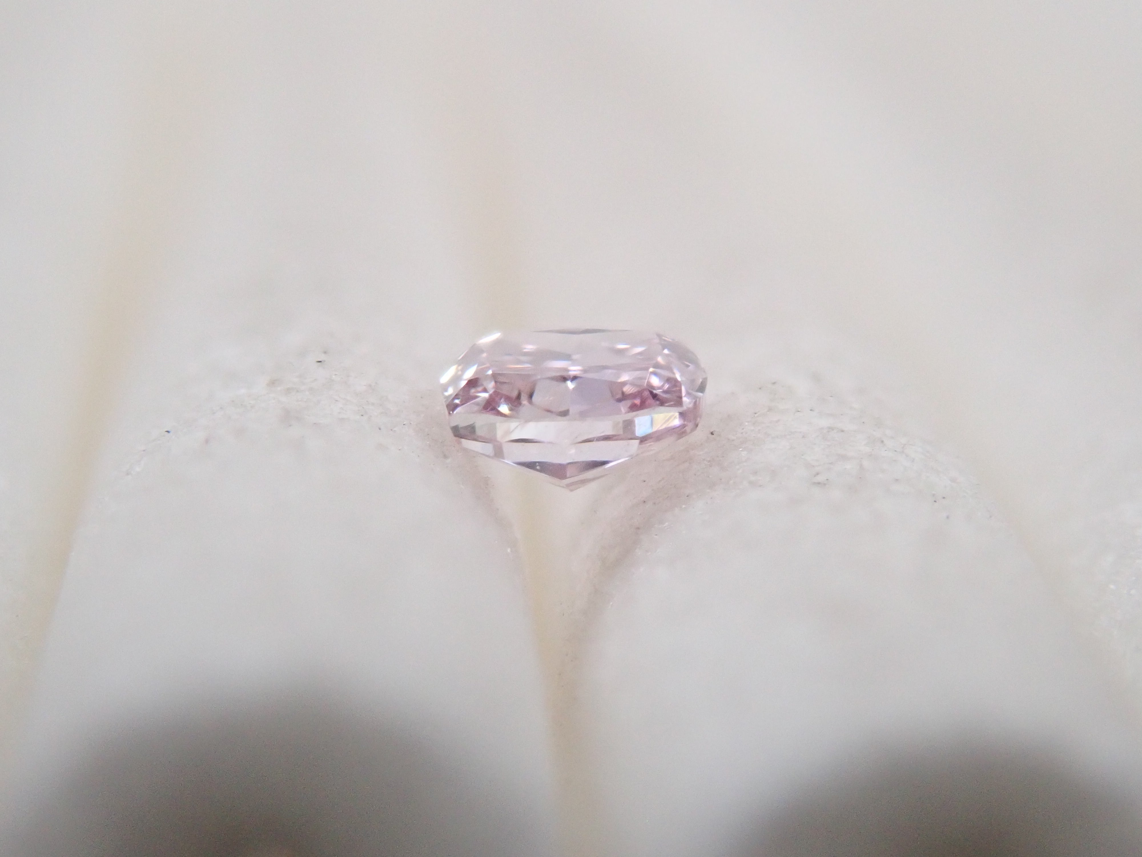 【7/18 22時販売】ピンクダイヤモンド 0.075ctルース(FANCY PURPLE PINK, SI1)