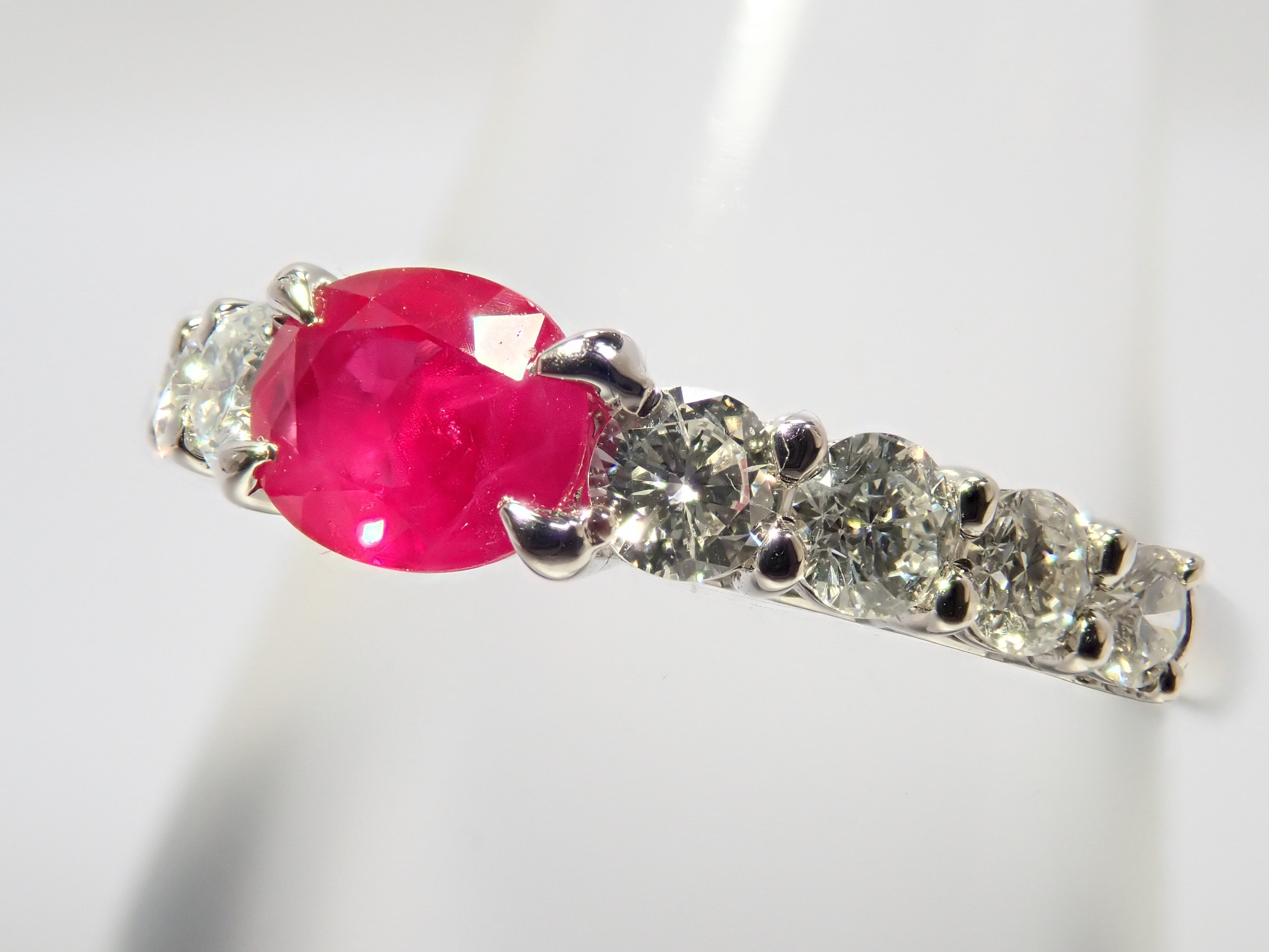 Pt900 ルビー 0.58ct リング