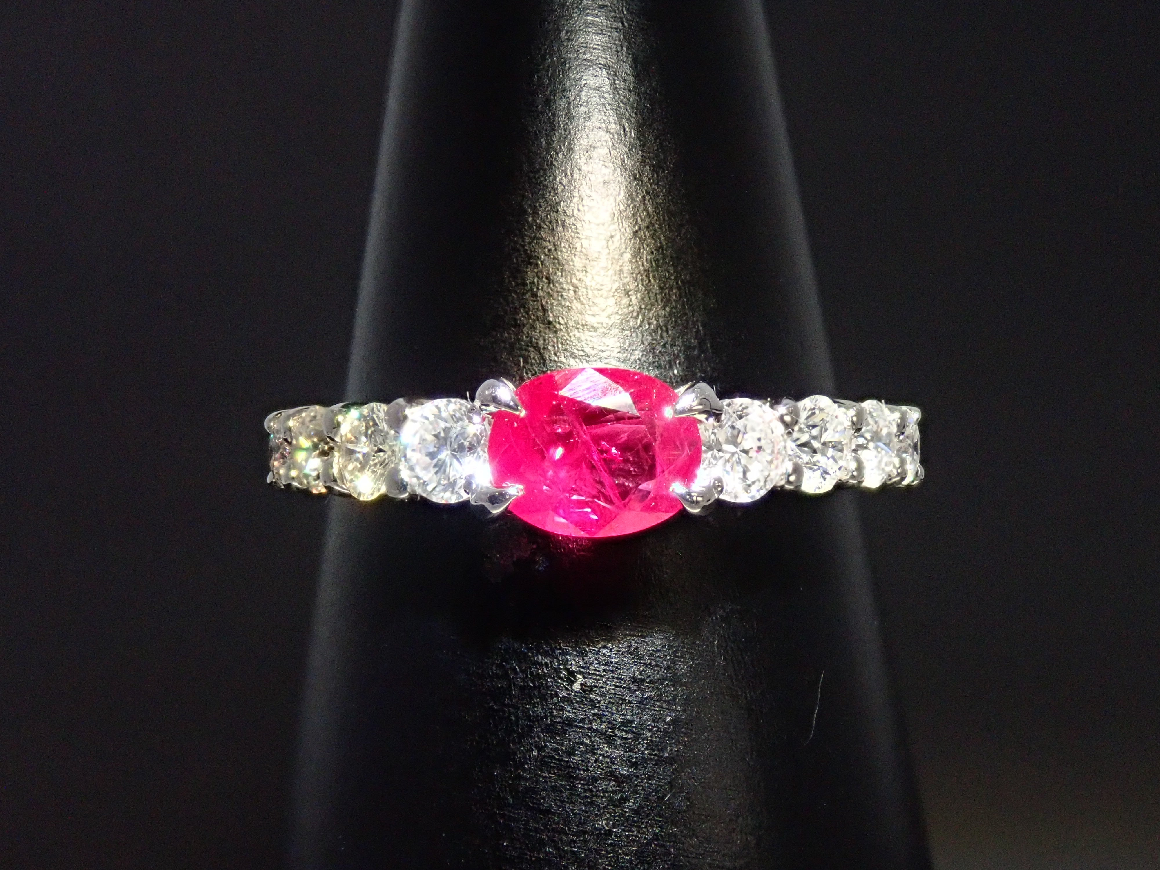 Pt900 ルビー 0.58ct リング