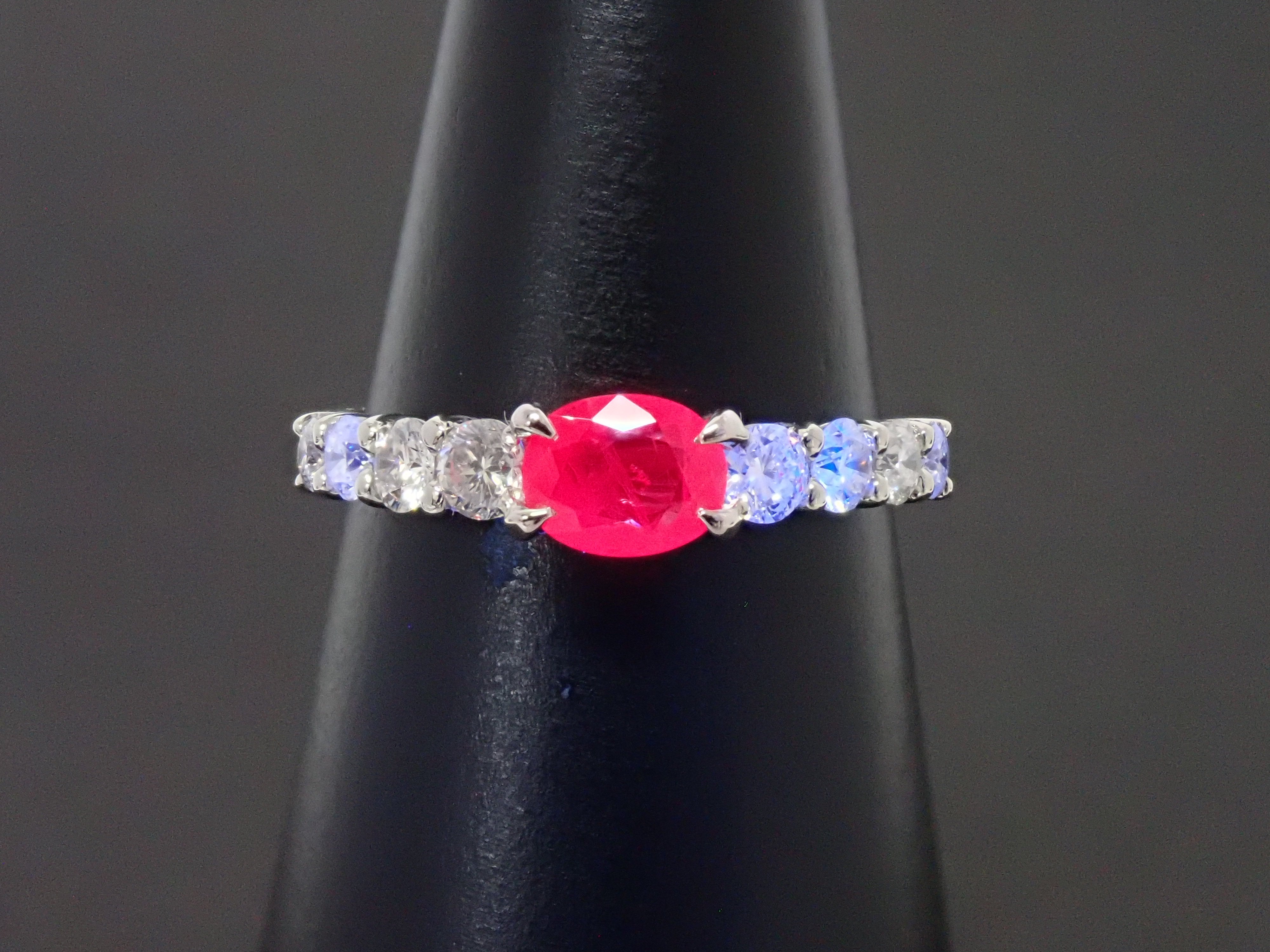 Pt900 ルビー 0.58ct リング