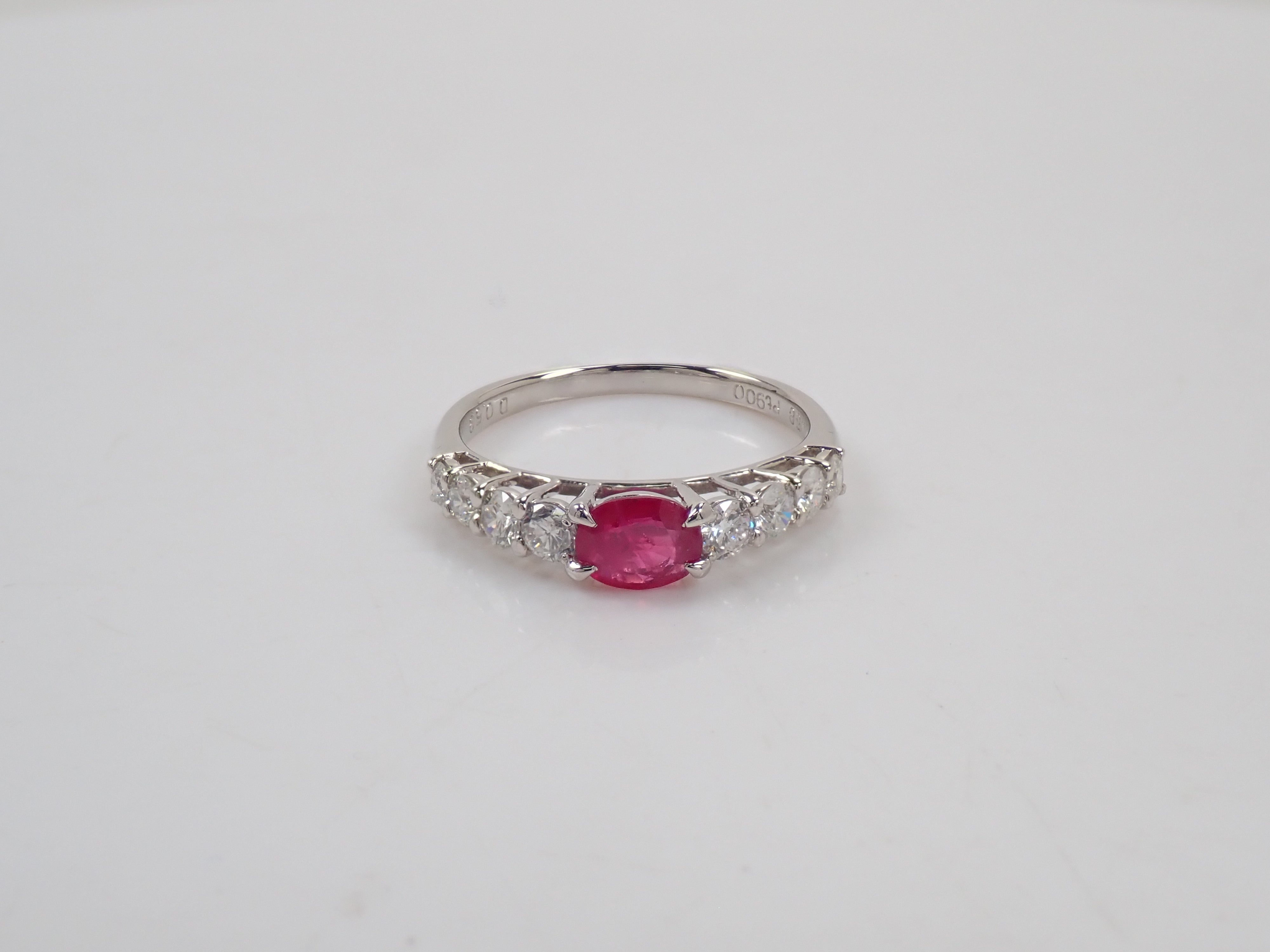 Pt900 ルビー 0.58ct リング
