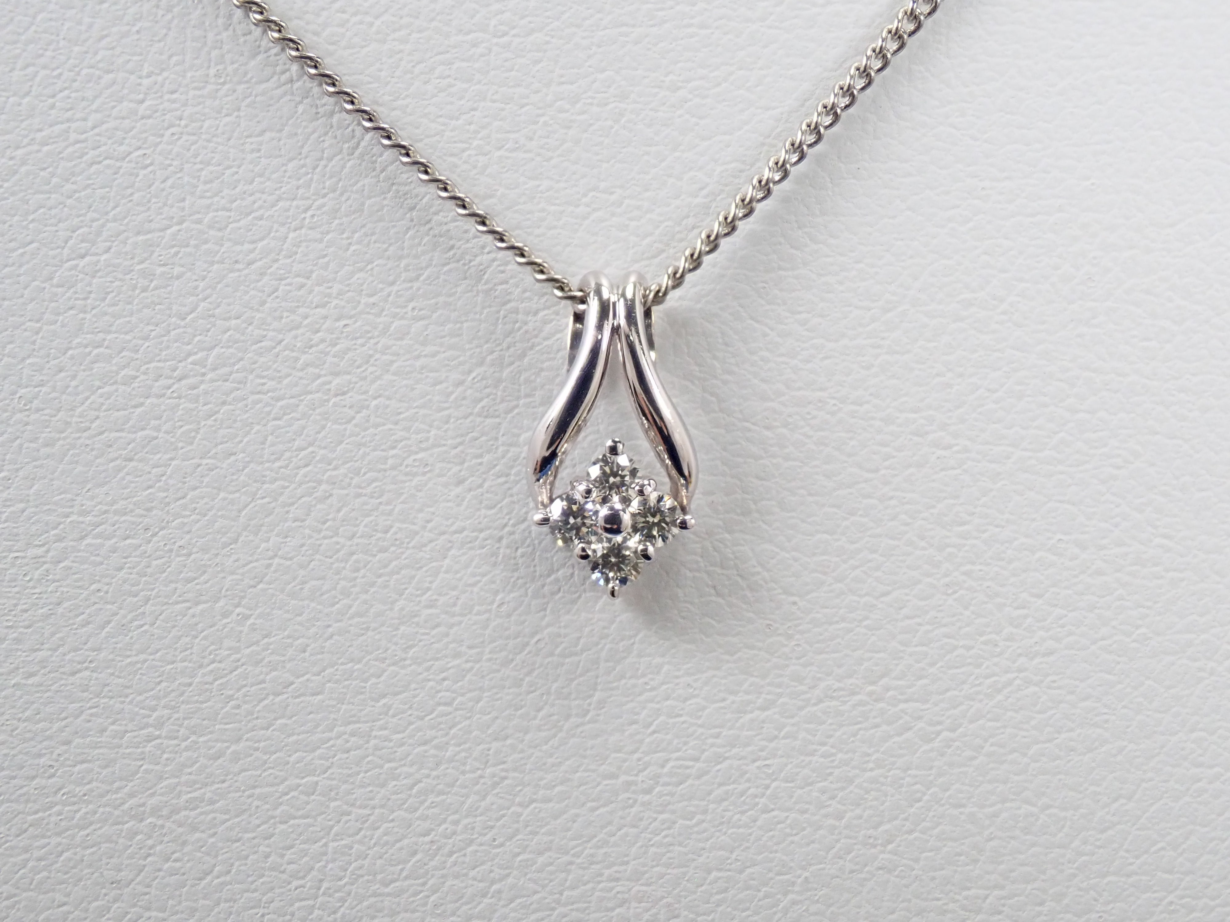 【7/20 22時販売】【カラフリ】K18 ダイヤモンド 0.15ct ペンダントトップ(ネックレストップ)