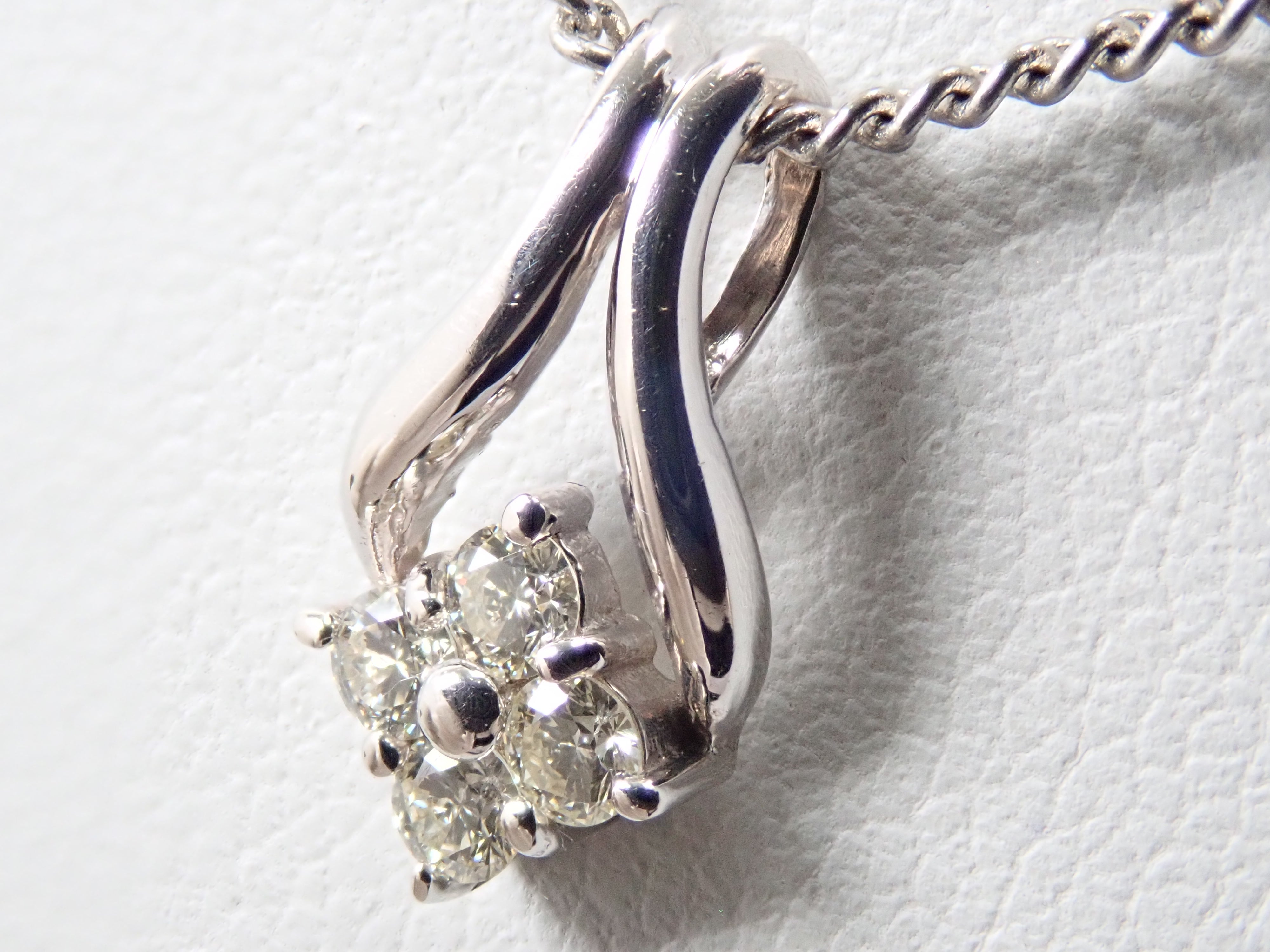 【7/20 22時販売】【カラフリ】K18 ダイヤモンド 0.15ct ペンダントトップ(ネックレストップ)