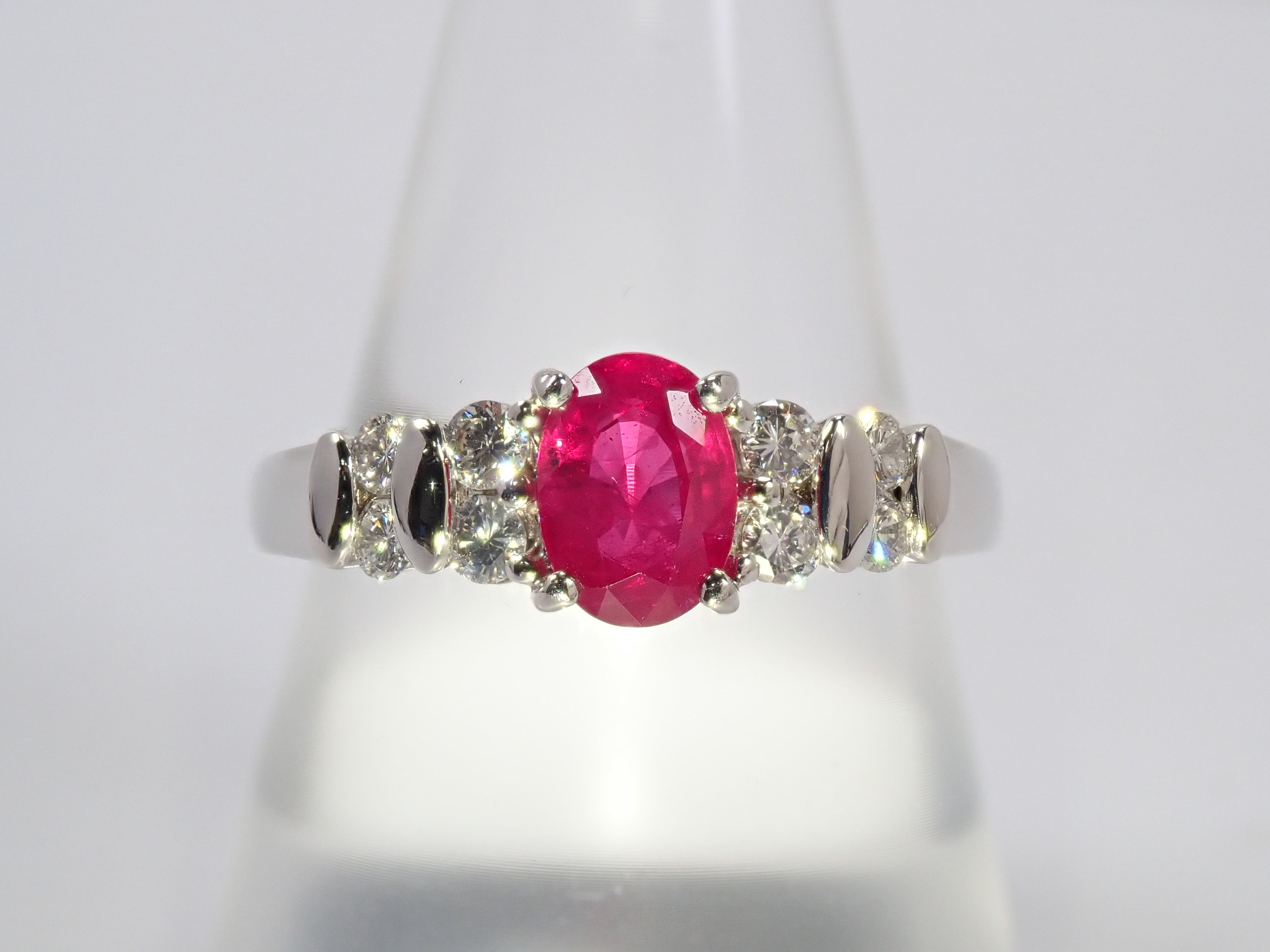 Pt900 ビルマ産ルビー 1.07ct リング