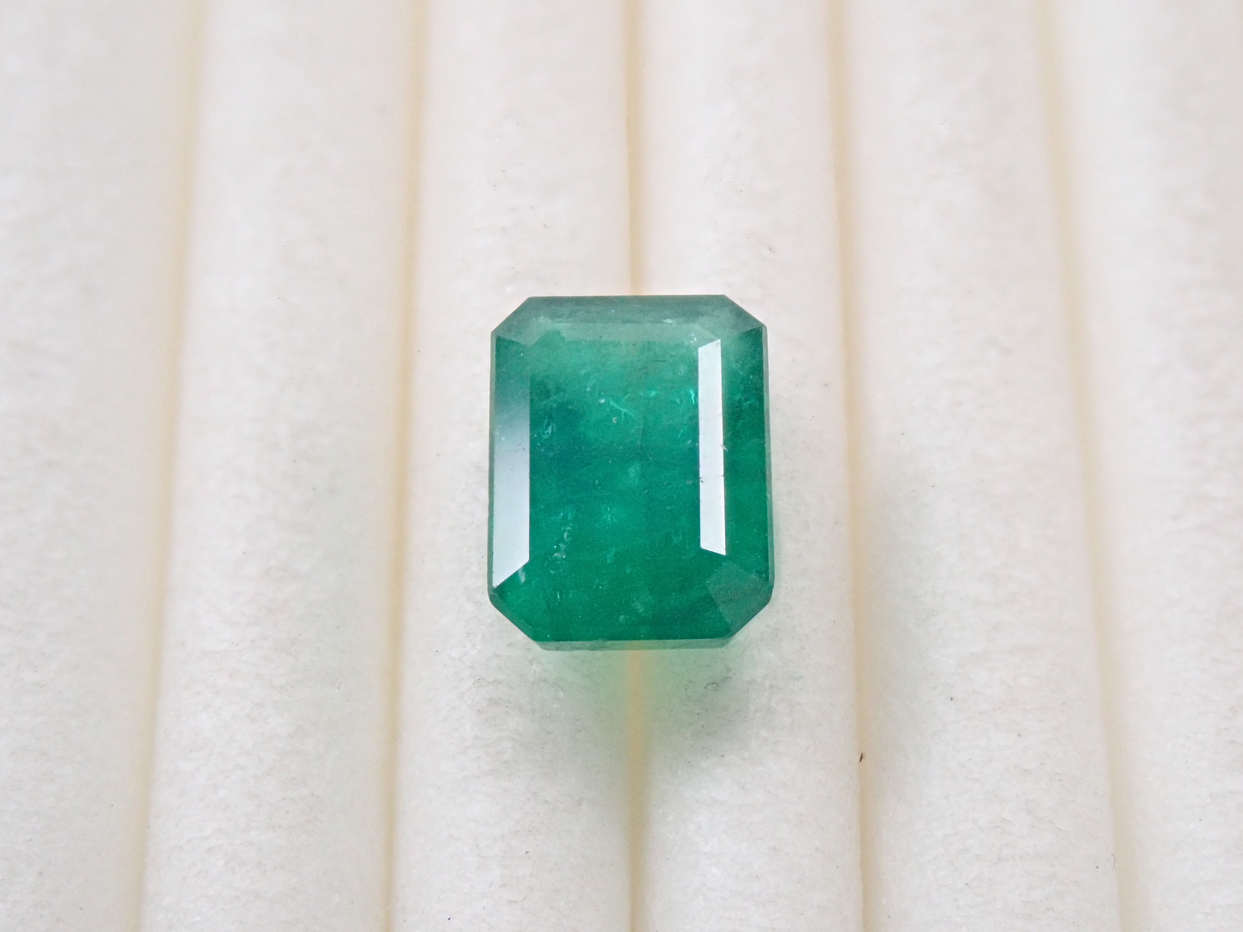 【12563905掲載】ザンビア産エメラルド 1.112ctルース