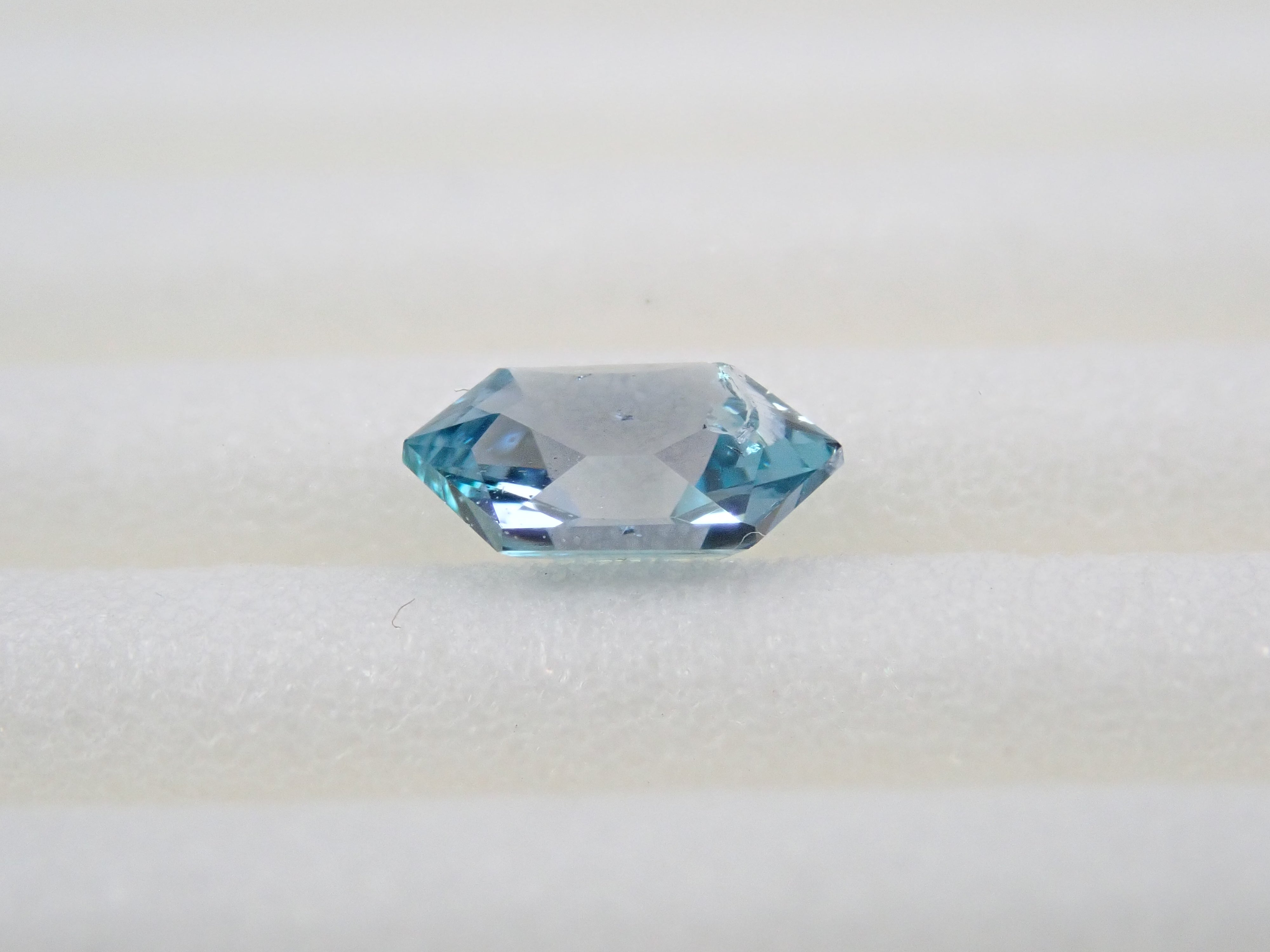 【12544254掲載】コーネルピン 0.228ctルース