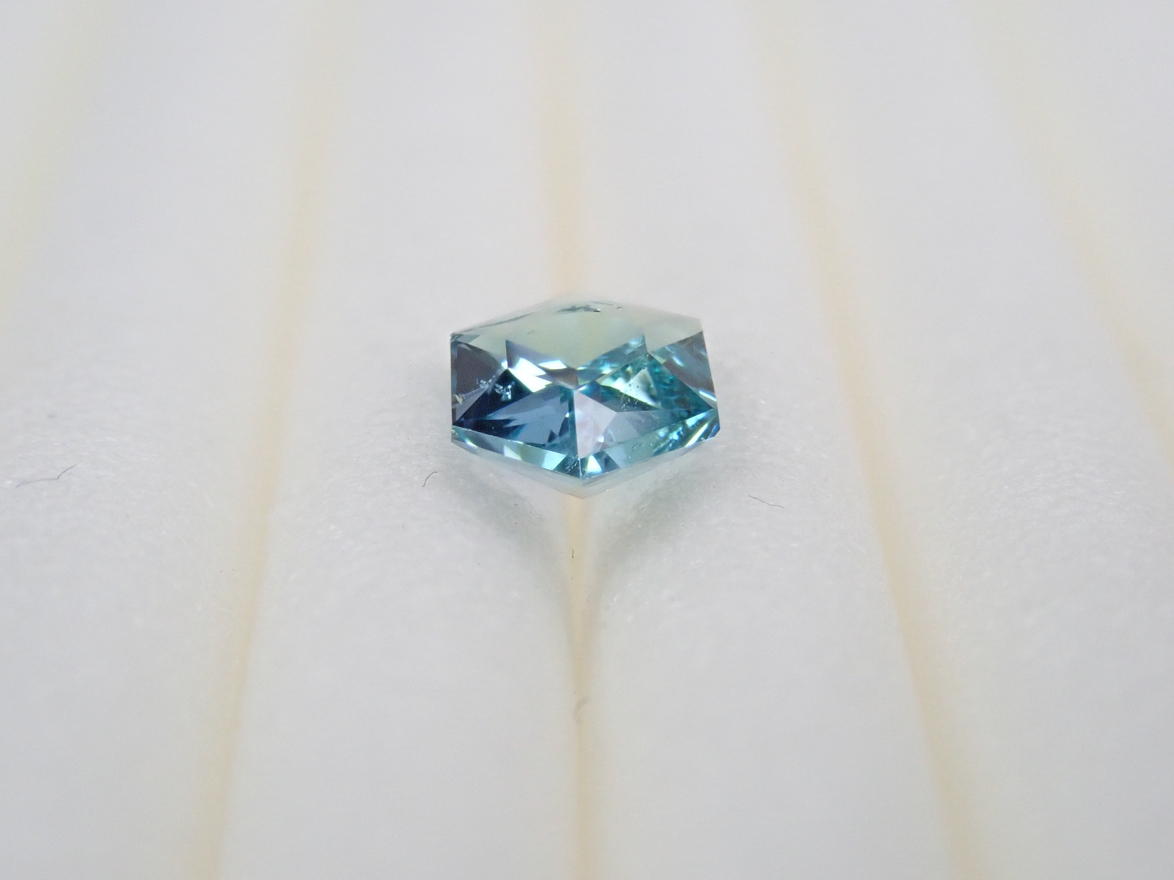 【12544254掲載】コーネルピン 0.228ctルース