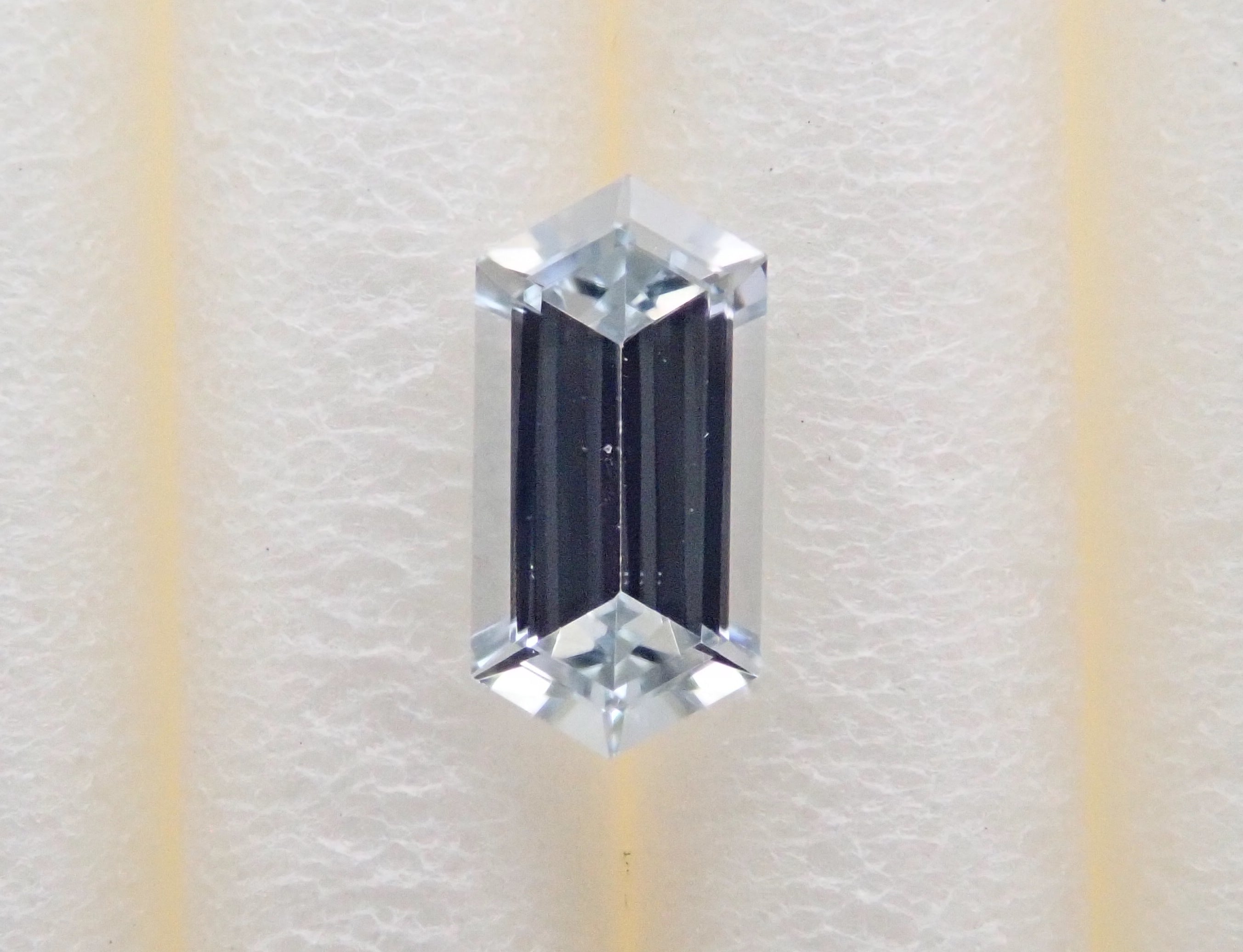 Ice blue sapphire from Madagascar 0.181ct loose
