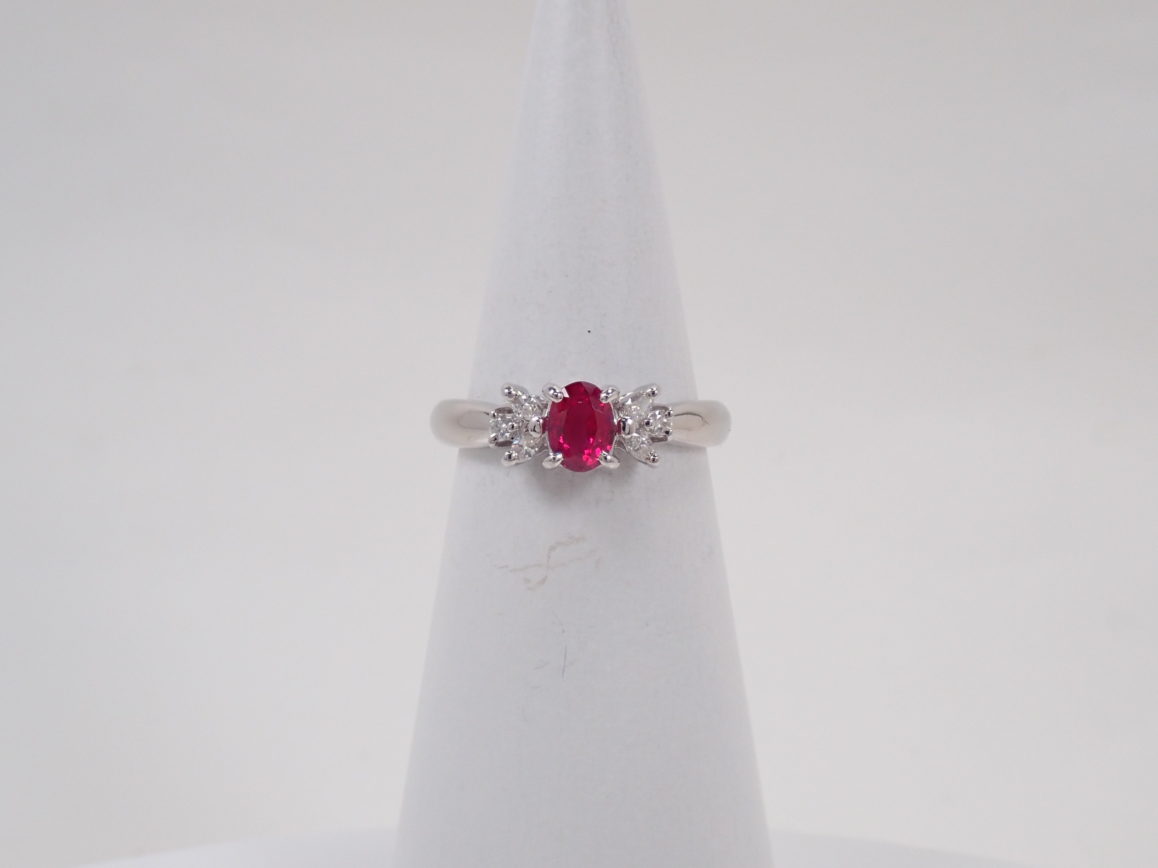 Pt900 ルビー 0.69ct・ダイヤモンド0.16ctリング 鑑別書