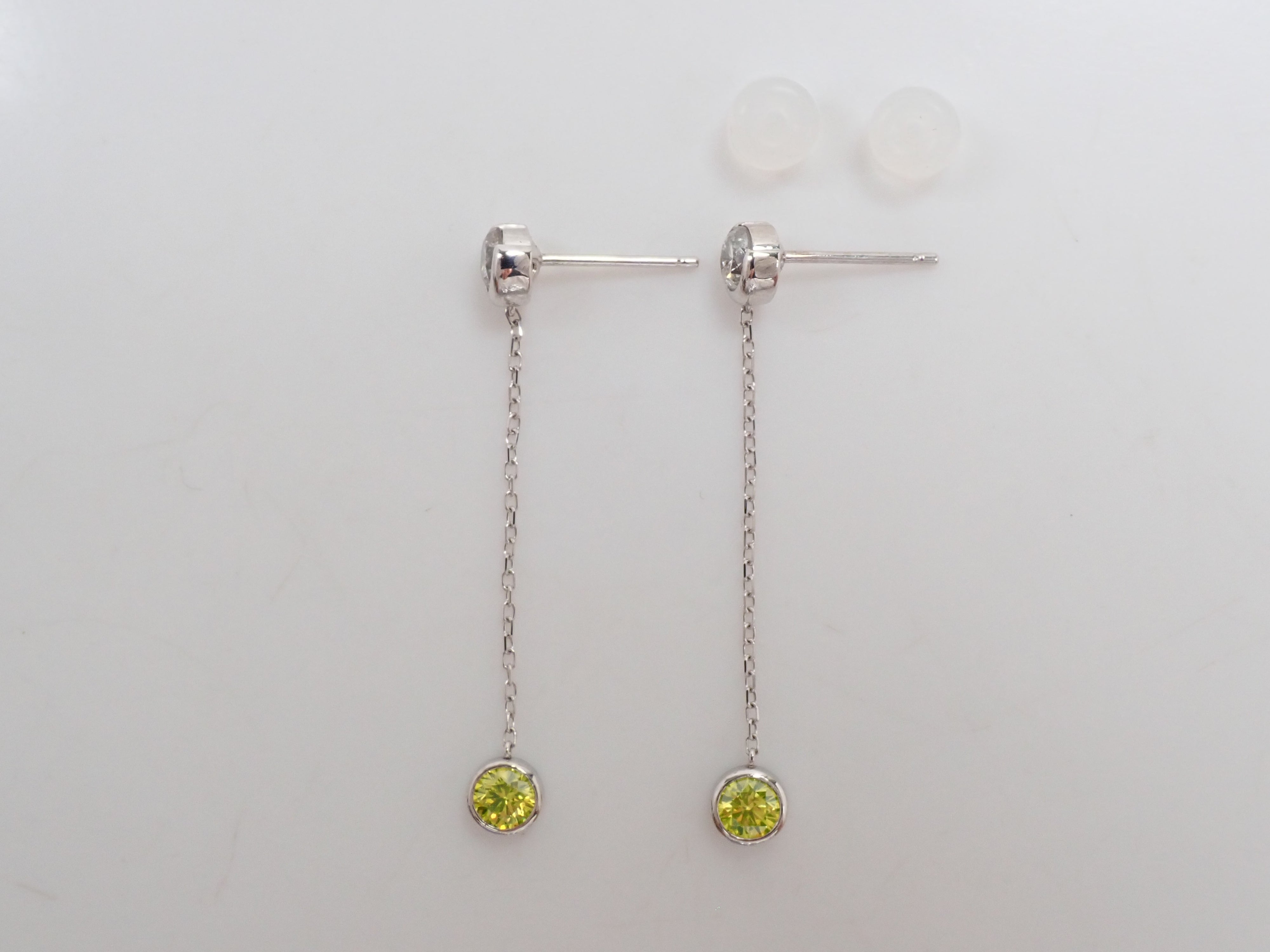 【7/30 22時販売】【カラフリ】Pt850/K14WG アップルグリーンダイヤモンド0.38ct・ダイヤモンド0.50ct ピアス 鑑別書