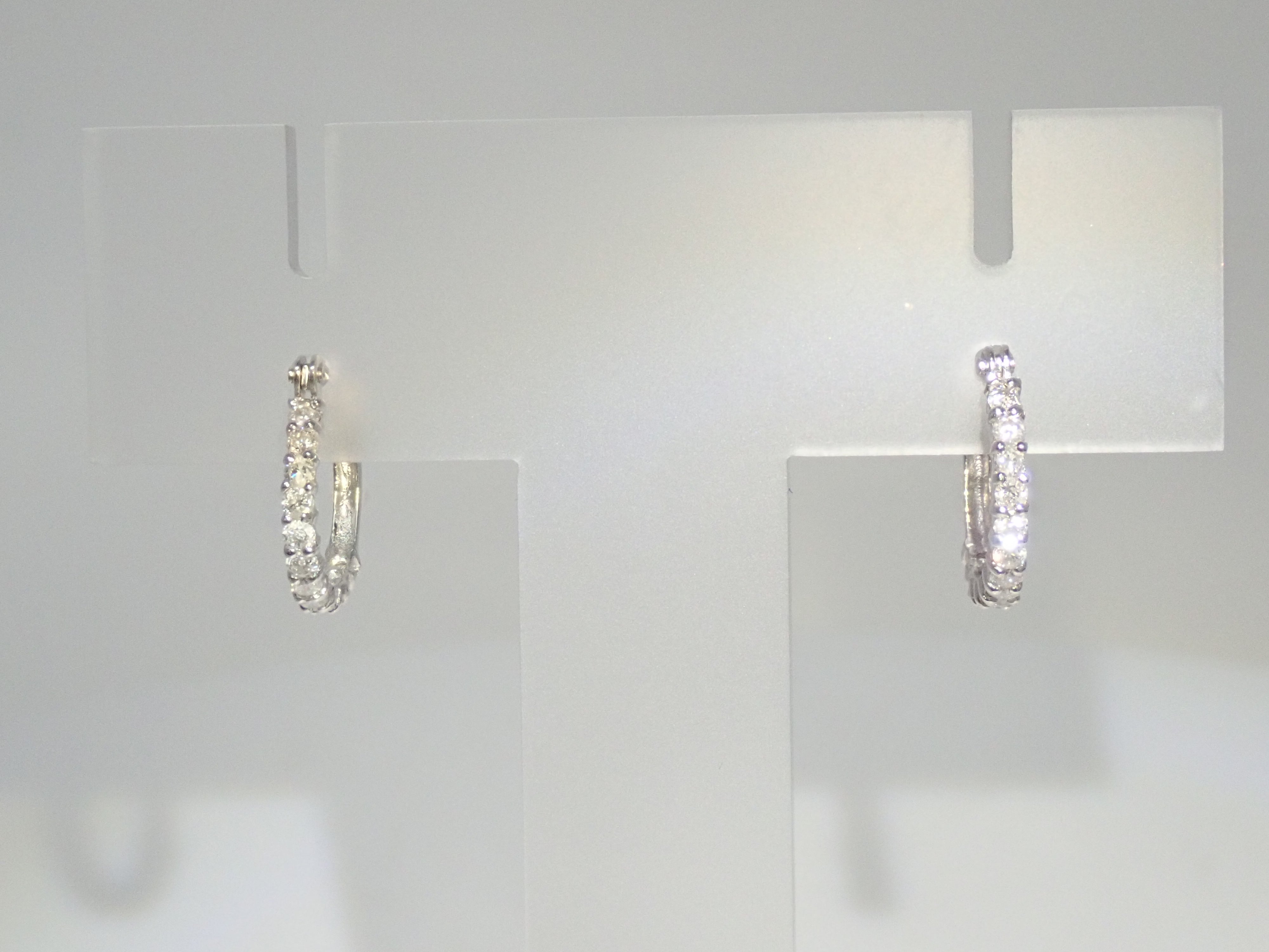 【7/31 22時販売】【カラフリ】K18WG ダイヤモンド 0.30ct ピアス