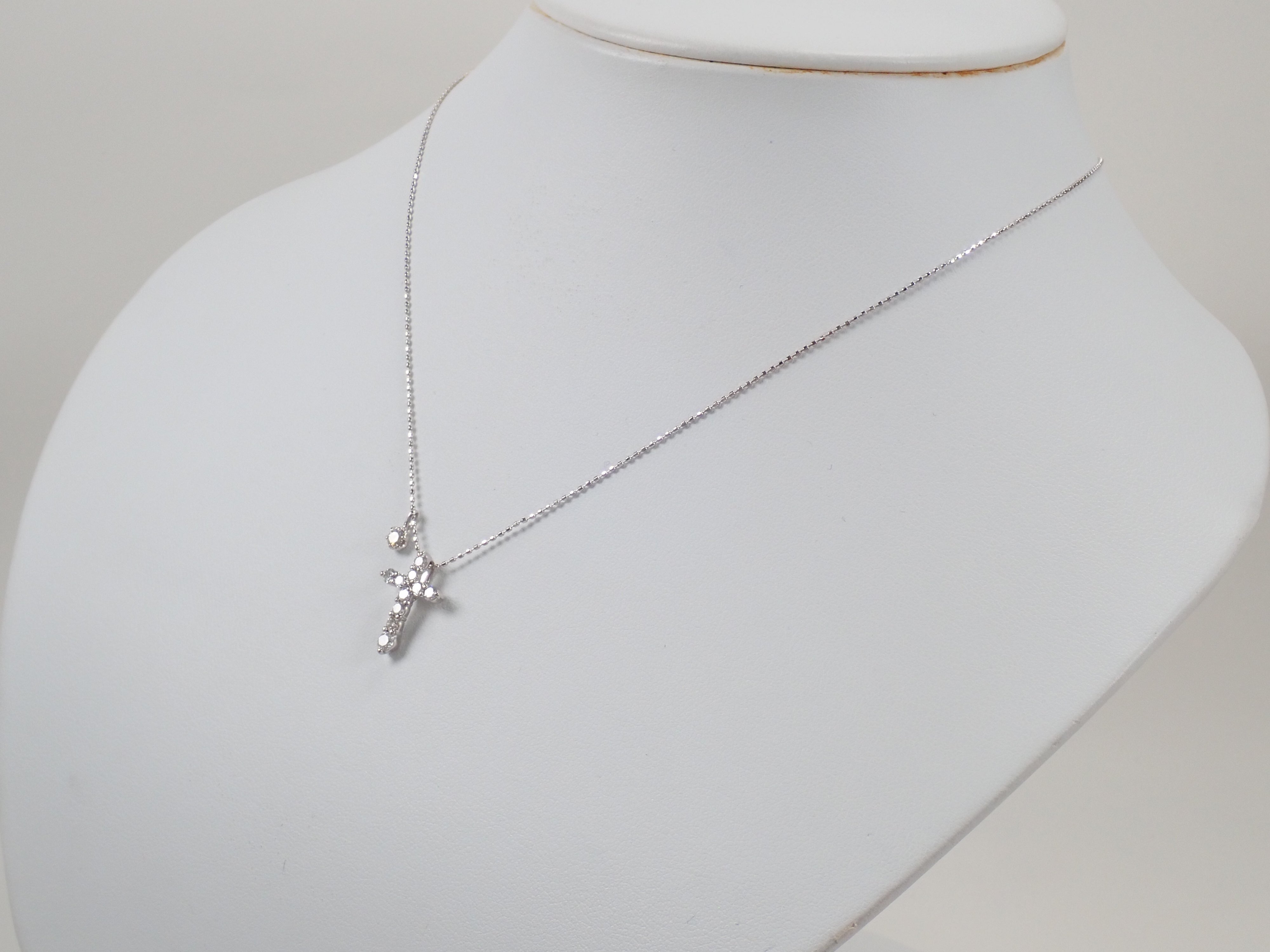 Pt900/K18WG ダイヤモンド0.50ct ・ダイヤモンド0.07ctペンダント(ネックレス)