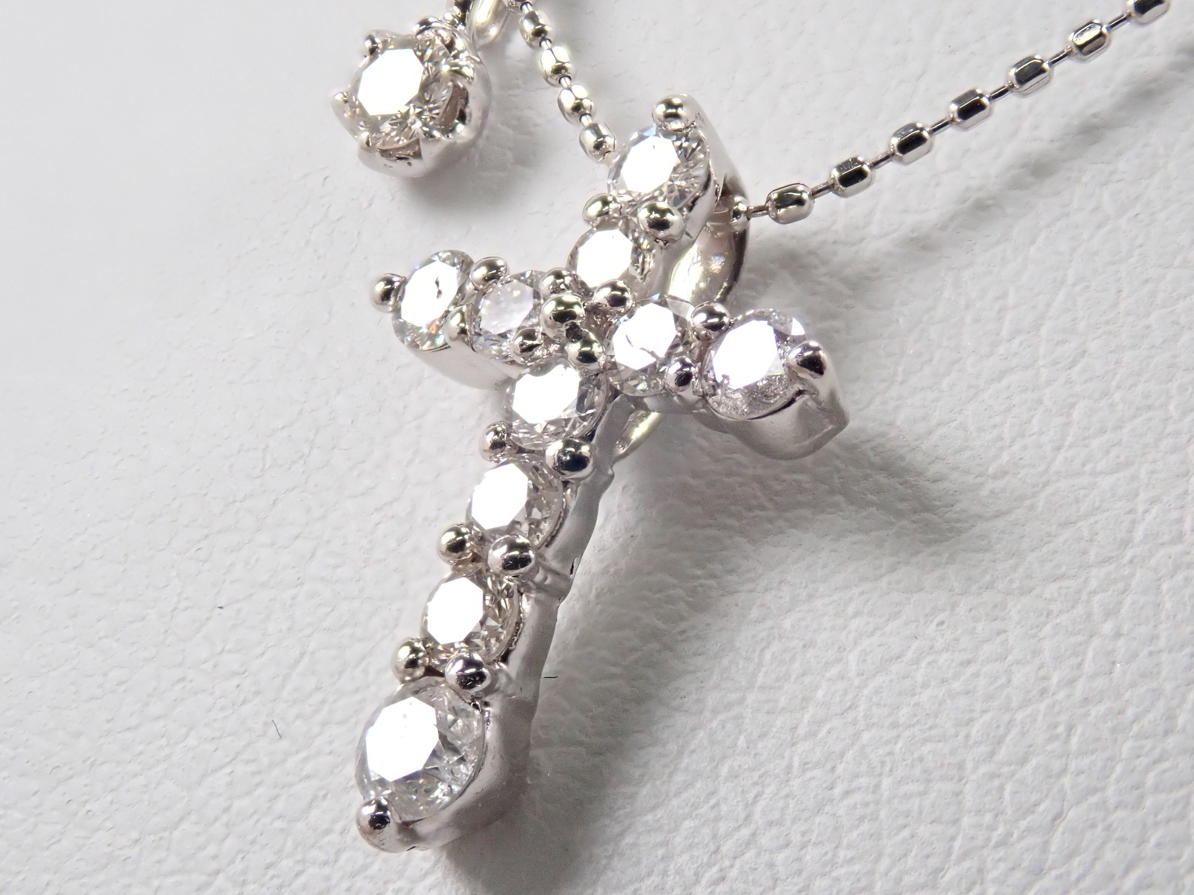 Pt900/K18WG ダイヤモンド0.50ct ・ダイヤモンド0.07ctペンダント(ネックレス)