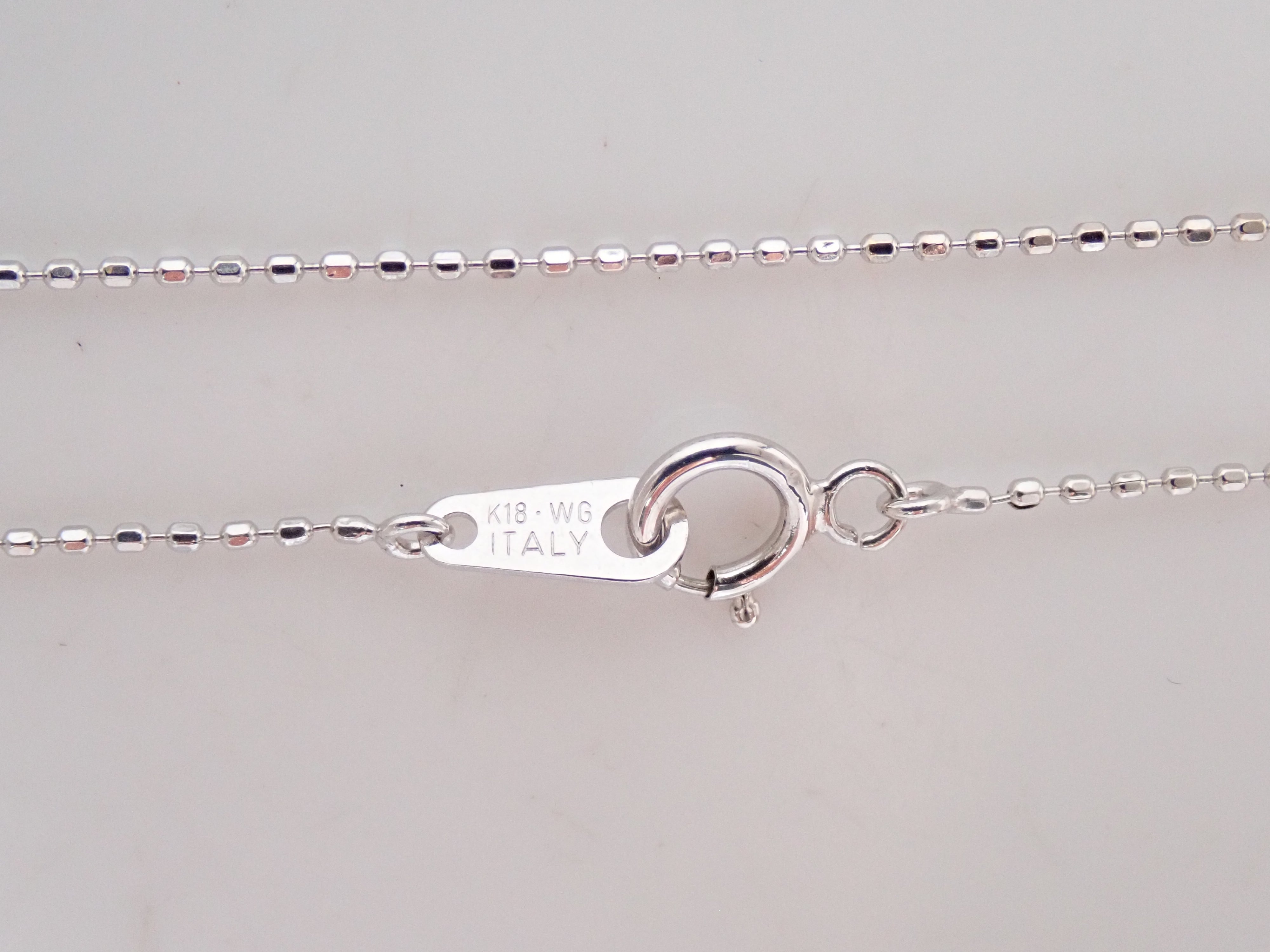 Pt900/K18WG ダイヤモンド0.50ct ・ダイヤモンド0.07ctペンダント(ネックレス)