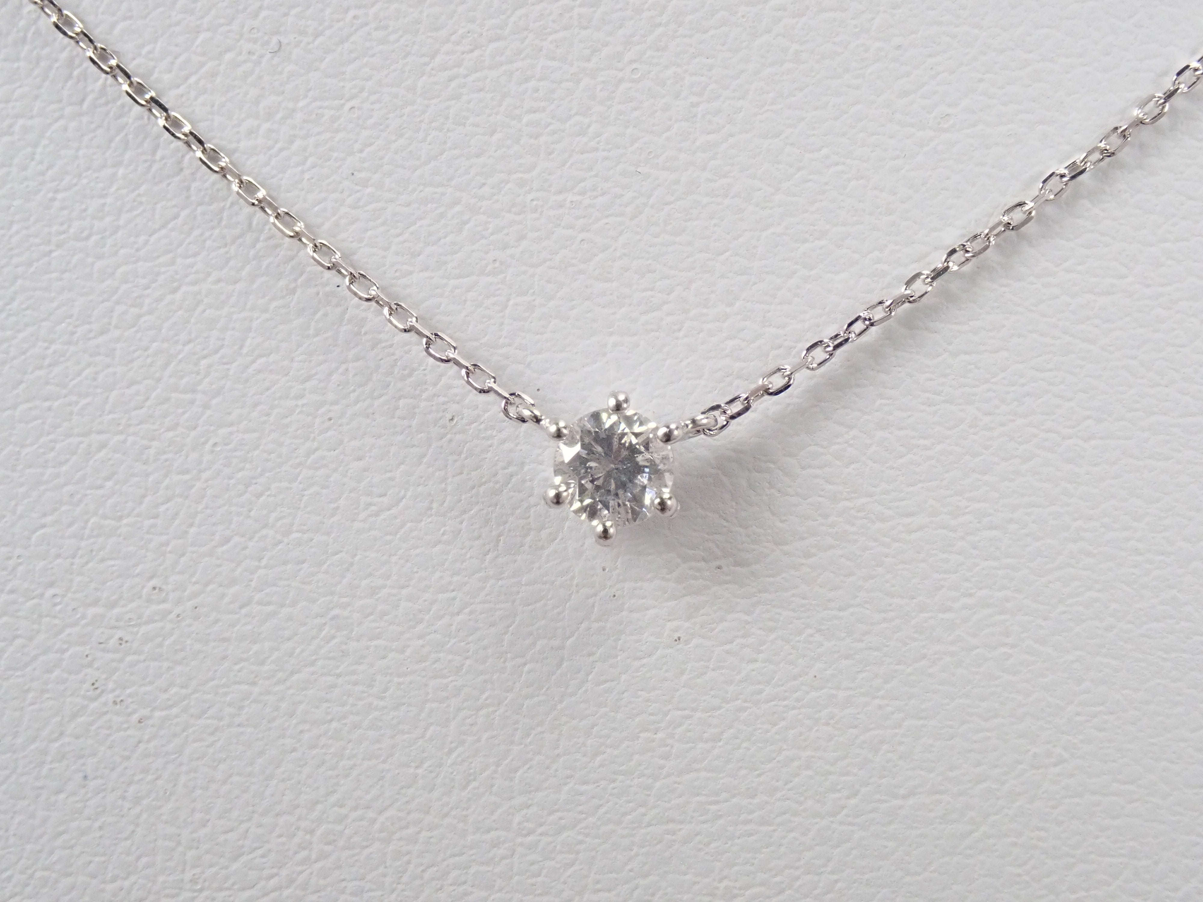 【7/26 22時販売】【カラフリ】Pt900/Pt850 ダイヤモンド 4.0mm/0.29ct 一粒ペンダント(ネックレス)