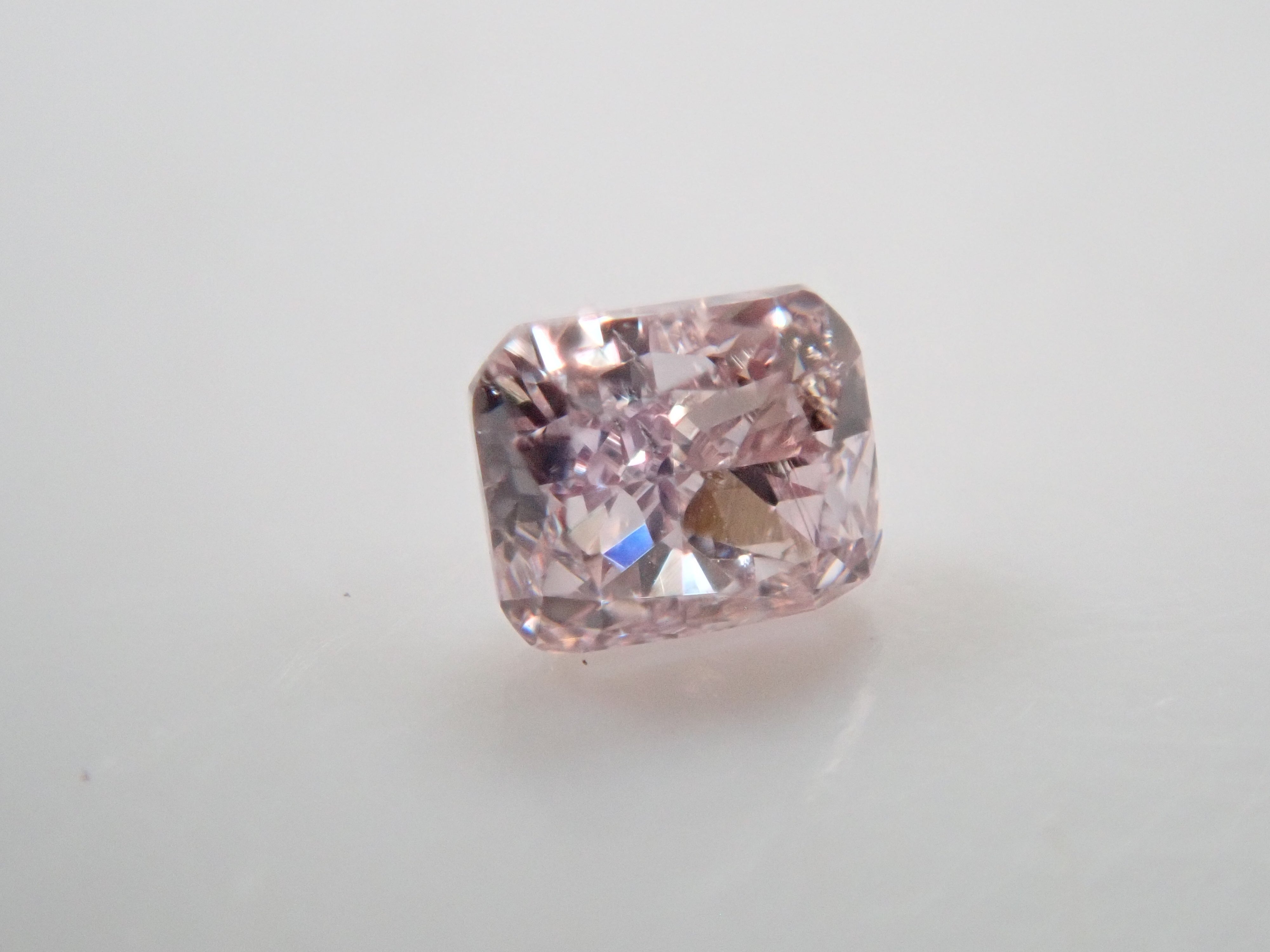 【7/31 22時販売】ピンクダイヤモンド 0.073ctルース(FANCY LIGHT PURPLE PINK, SI2)
