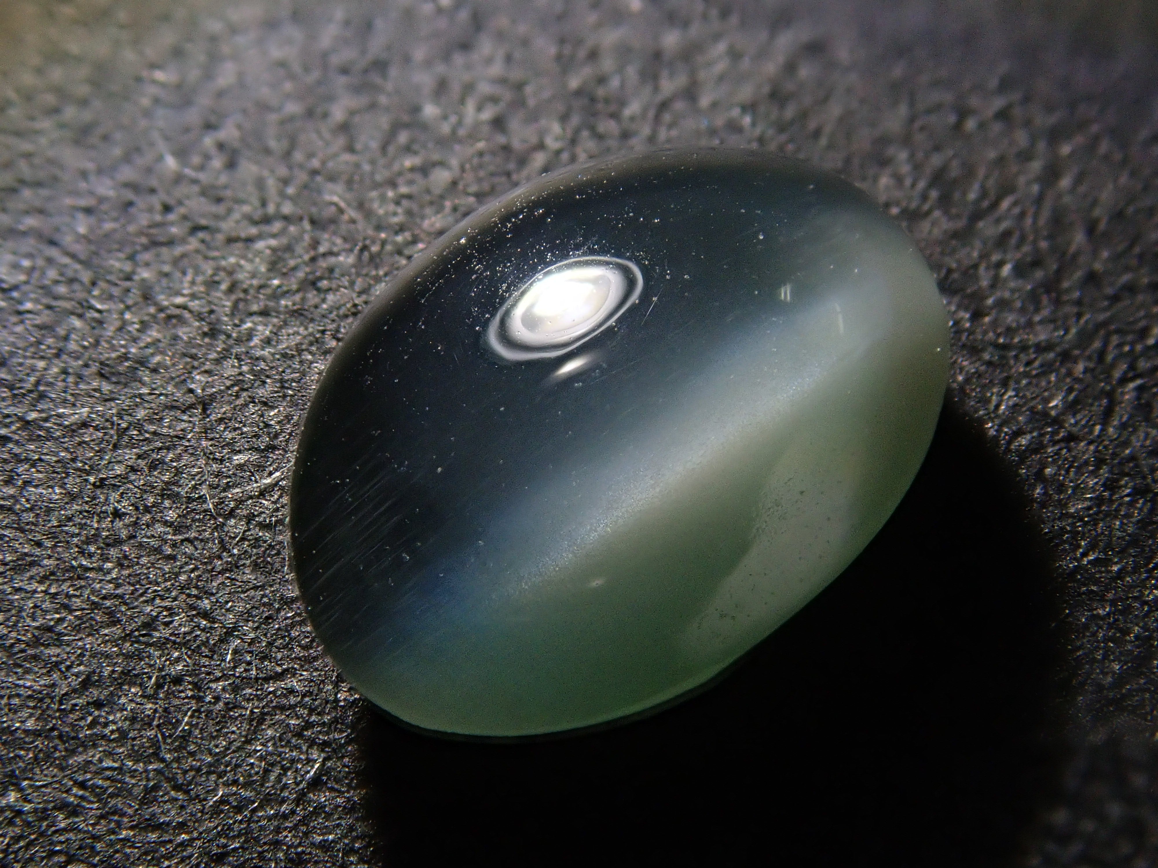 【12544774掲載】クリソベリルキャッツアイ 0.994ctルース