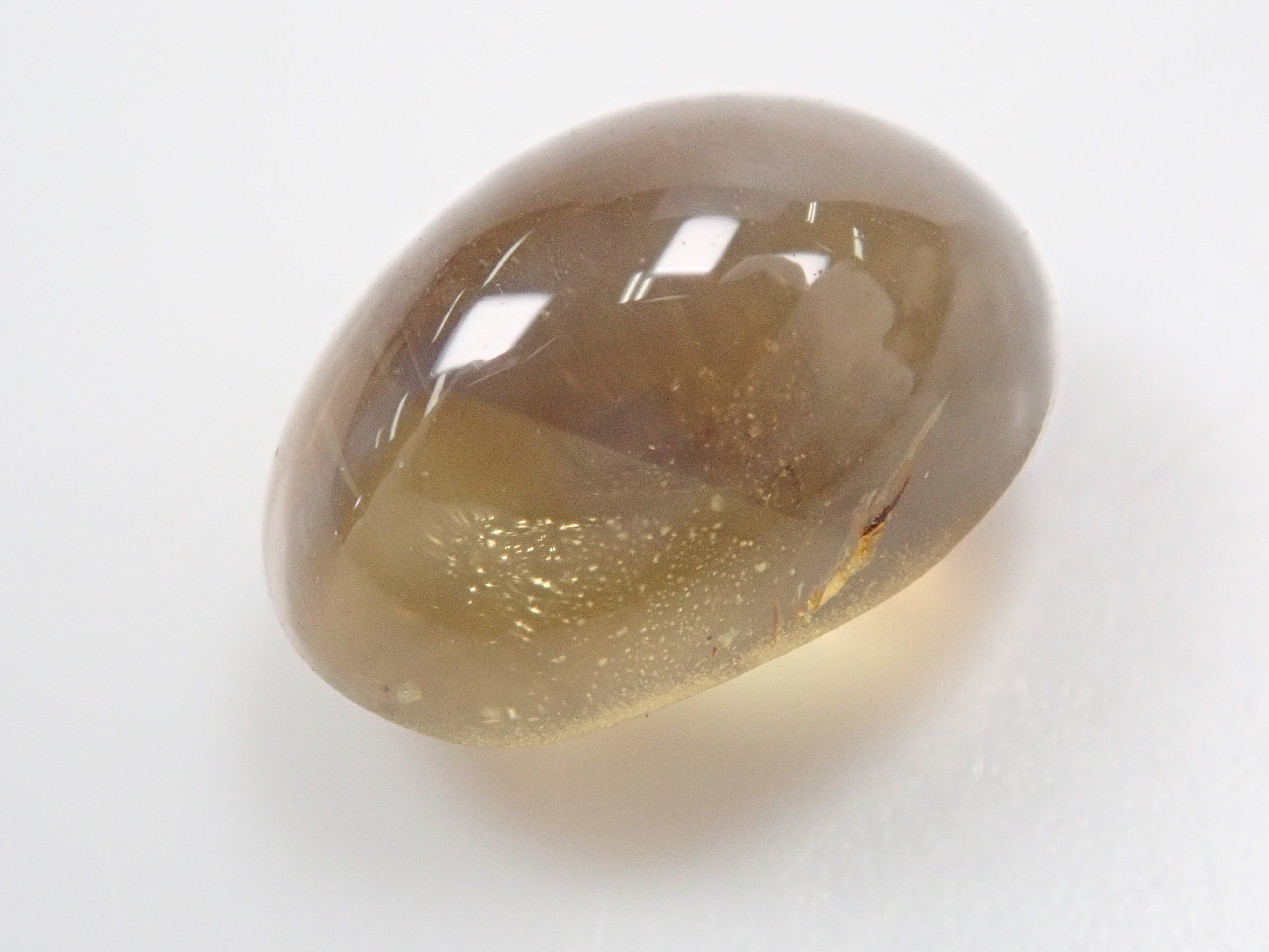 クリソベリルキャッツアイ 2.553ctルース(バイカラー)