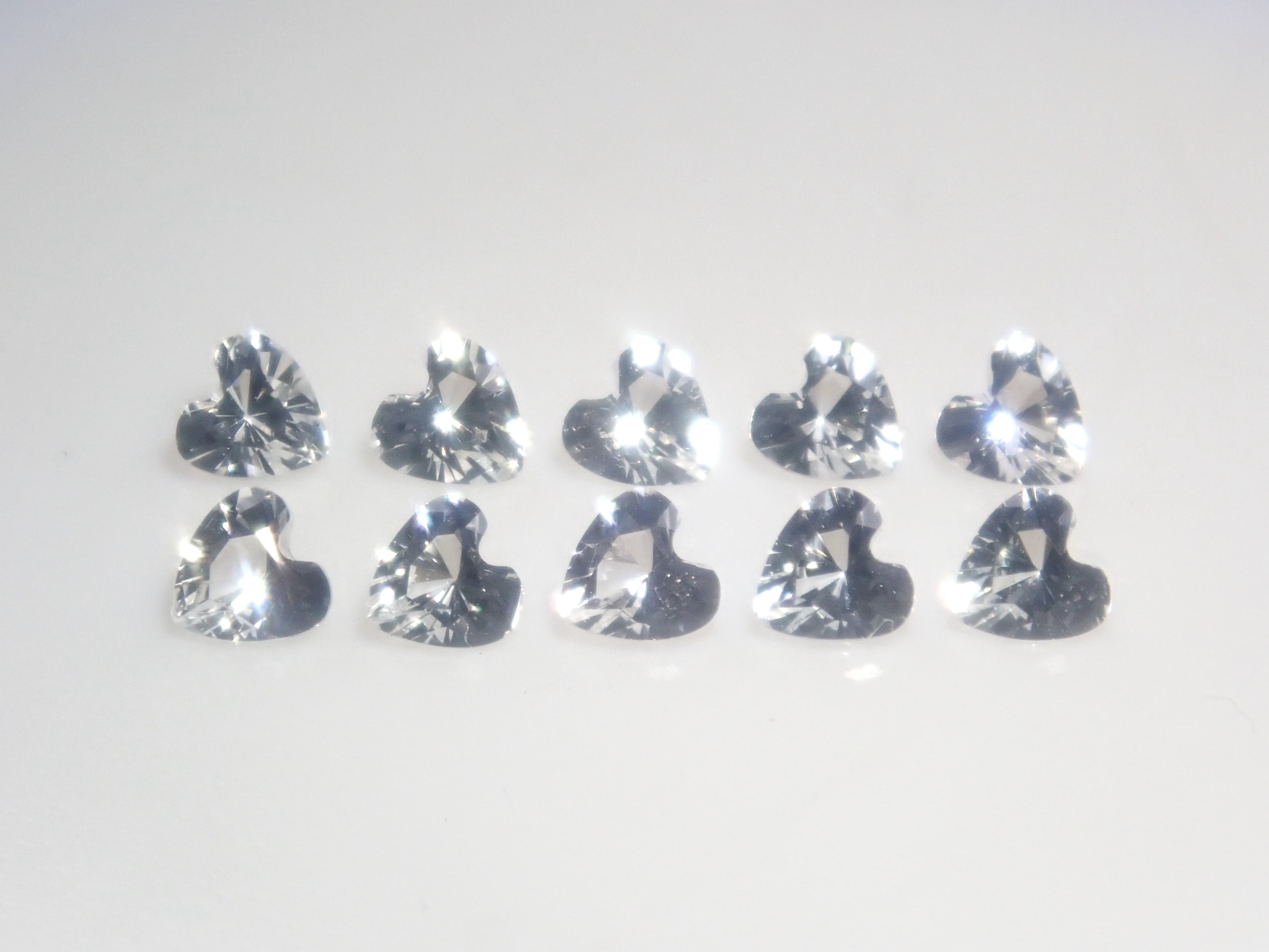 【8/12 22時販売】《限定10石》通常42,800円の3mmベニトアイトやブルージルコンが当たるファイアが強いジェムガチャ 《複数購入割引有》