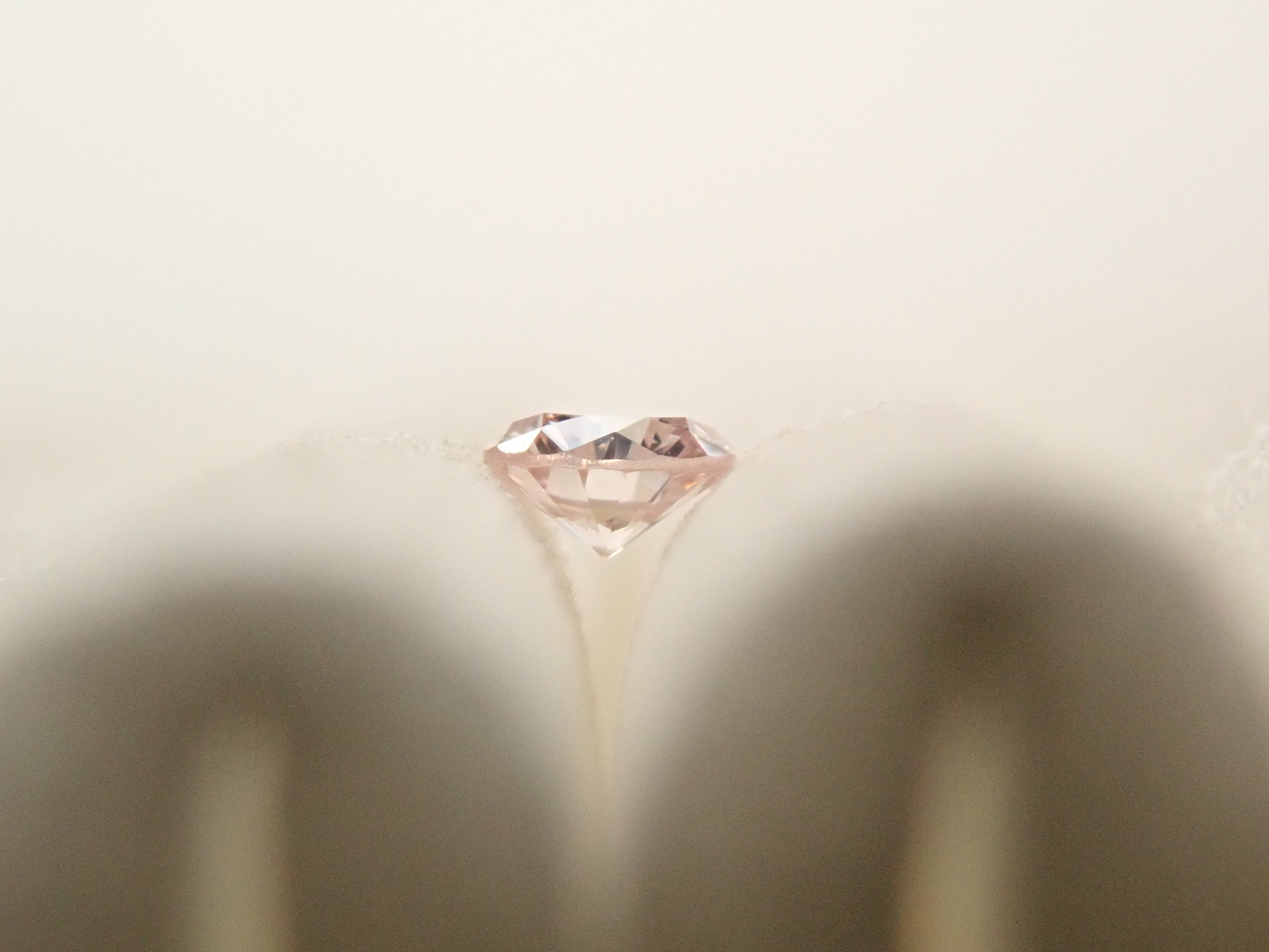 ピンクダイヤモンド 0.039ctルース(LIGHT PINK, VS2)
