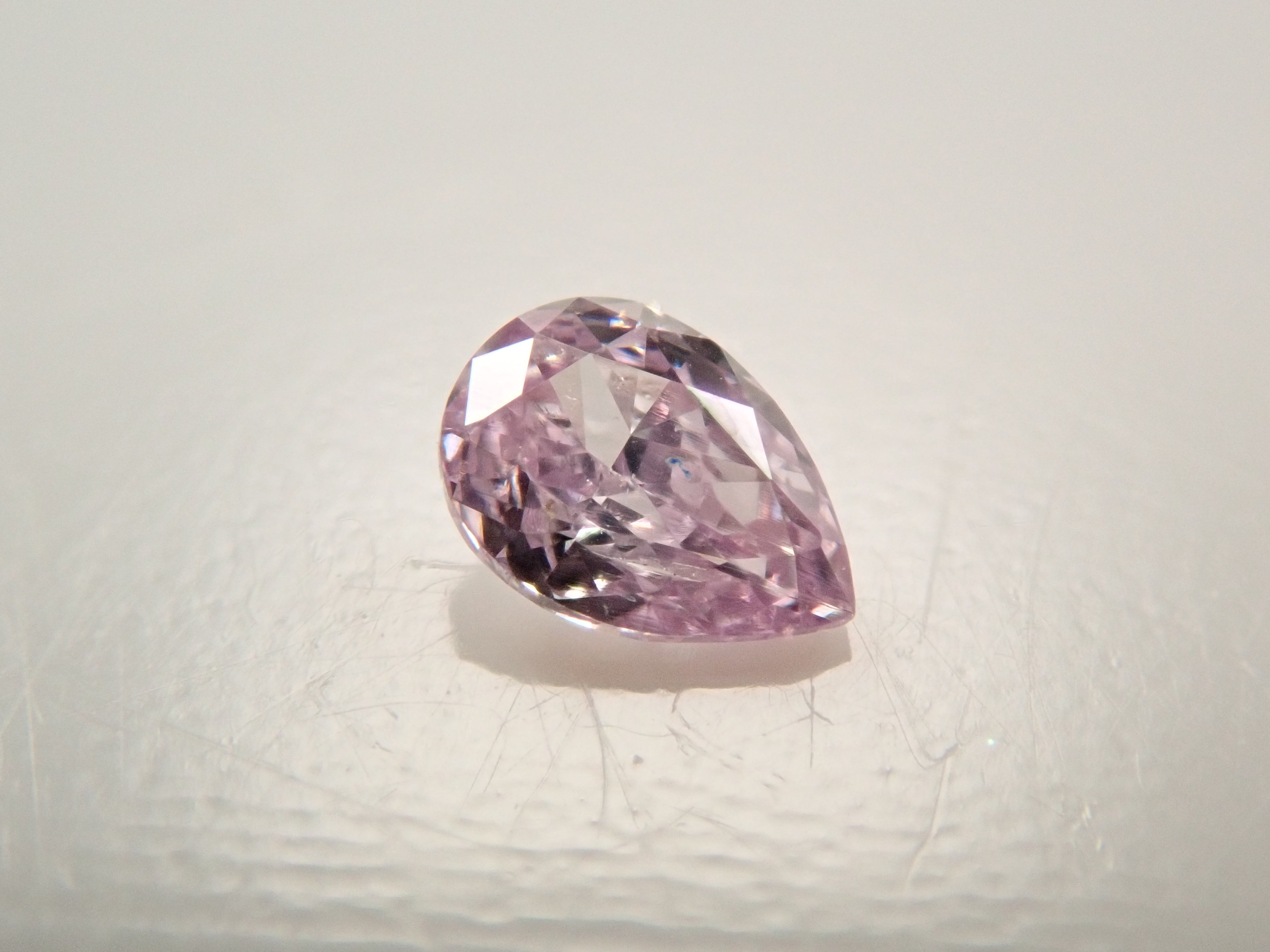 パープルダイヤモンド 0.041ctルース(FANCY PINK PURPLE, SI2)